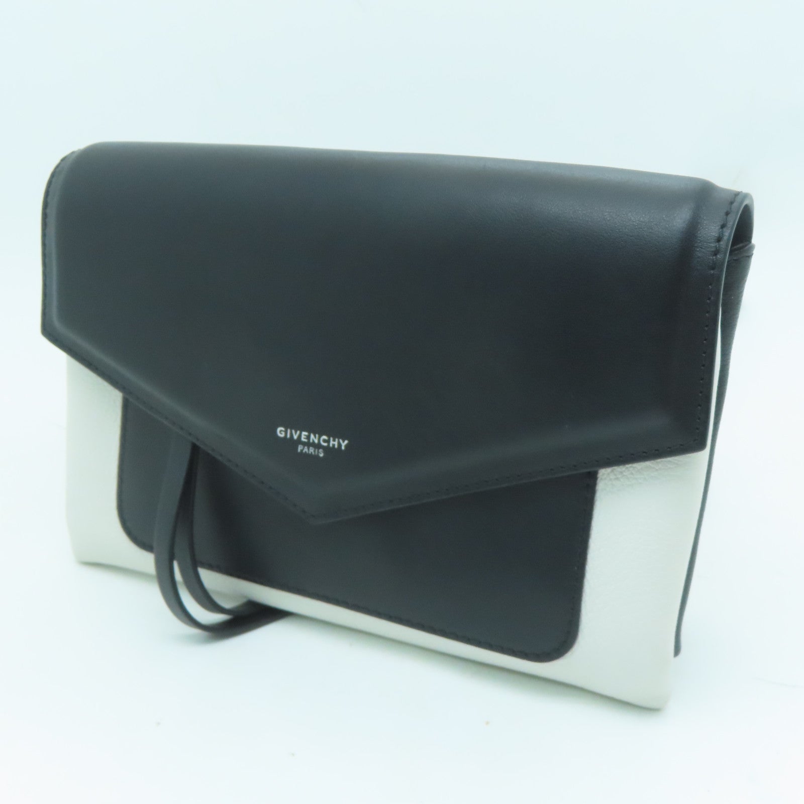 GIVENCHY 牛皮皮革Shoulder Bag銀扣肩背袋黑色/白色