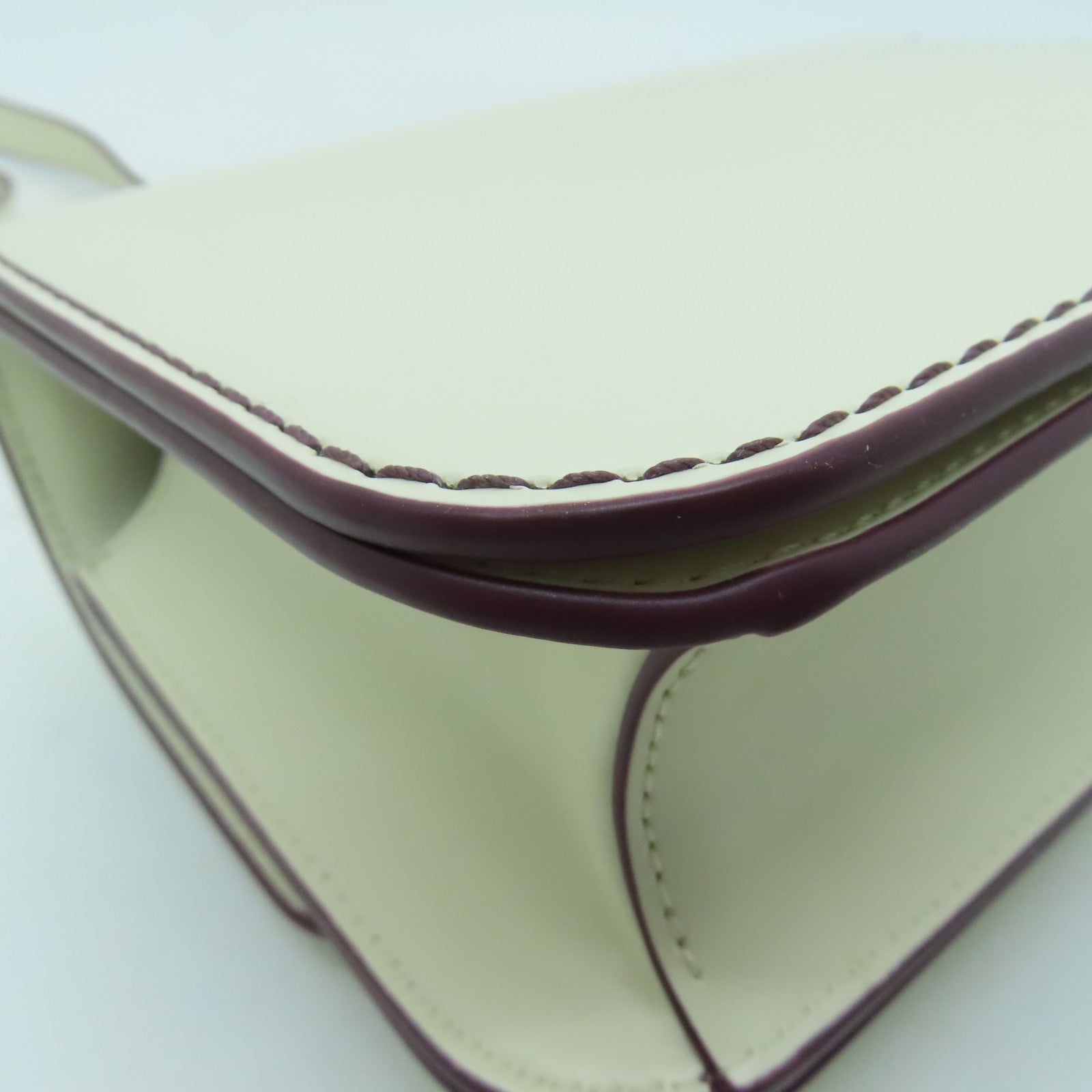 Tory Burch 牛皮皮革Shoulder Bag金扣肩背袋白色