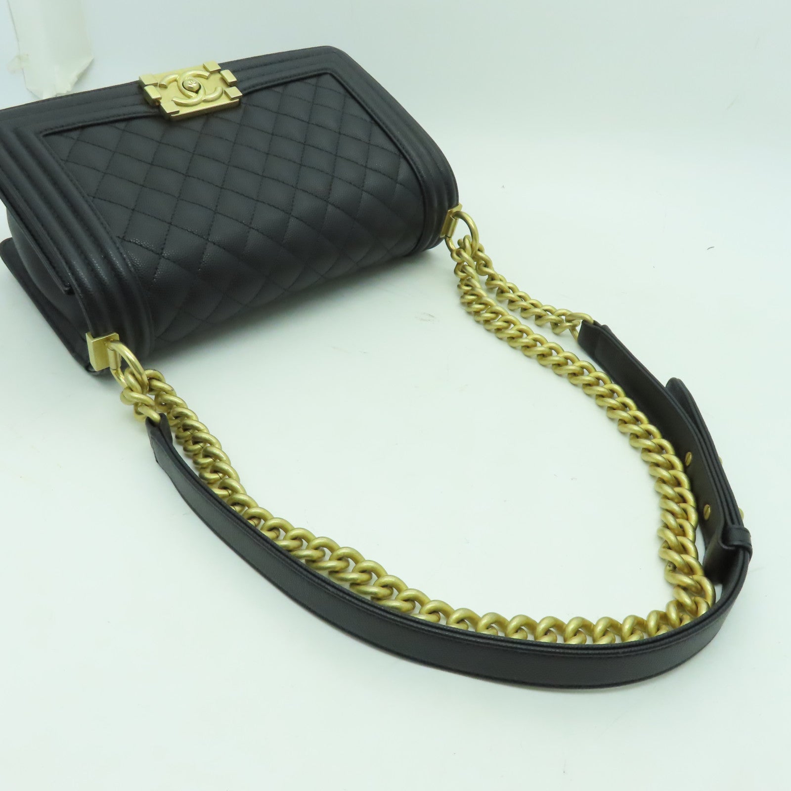 CHANEL 菱格Caviar皮革Boy Chanel 25金扣手挽肩背兩用袋黑色