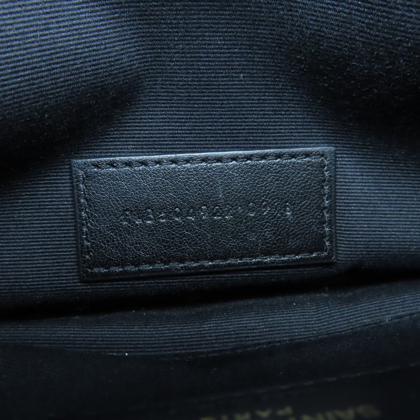 SAINT LAURENT 斜紋牛皮皮革Pouch金扣手拿包黑色