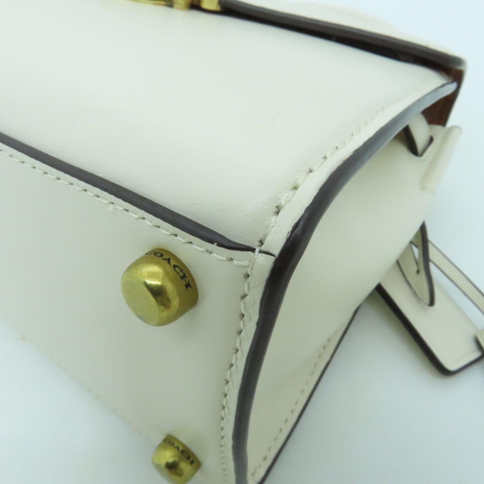 COACH 牛皮皮革2 Way Shoulder金扣手挽肩背兩用袋奶油色