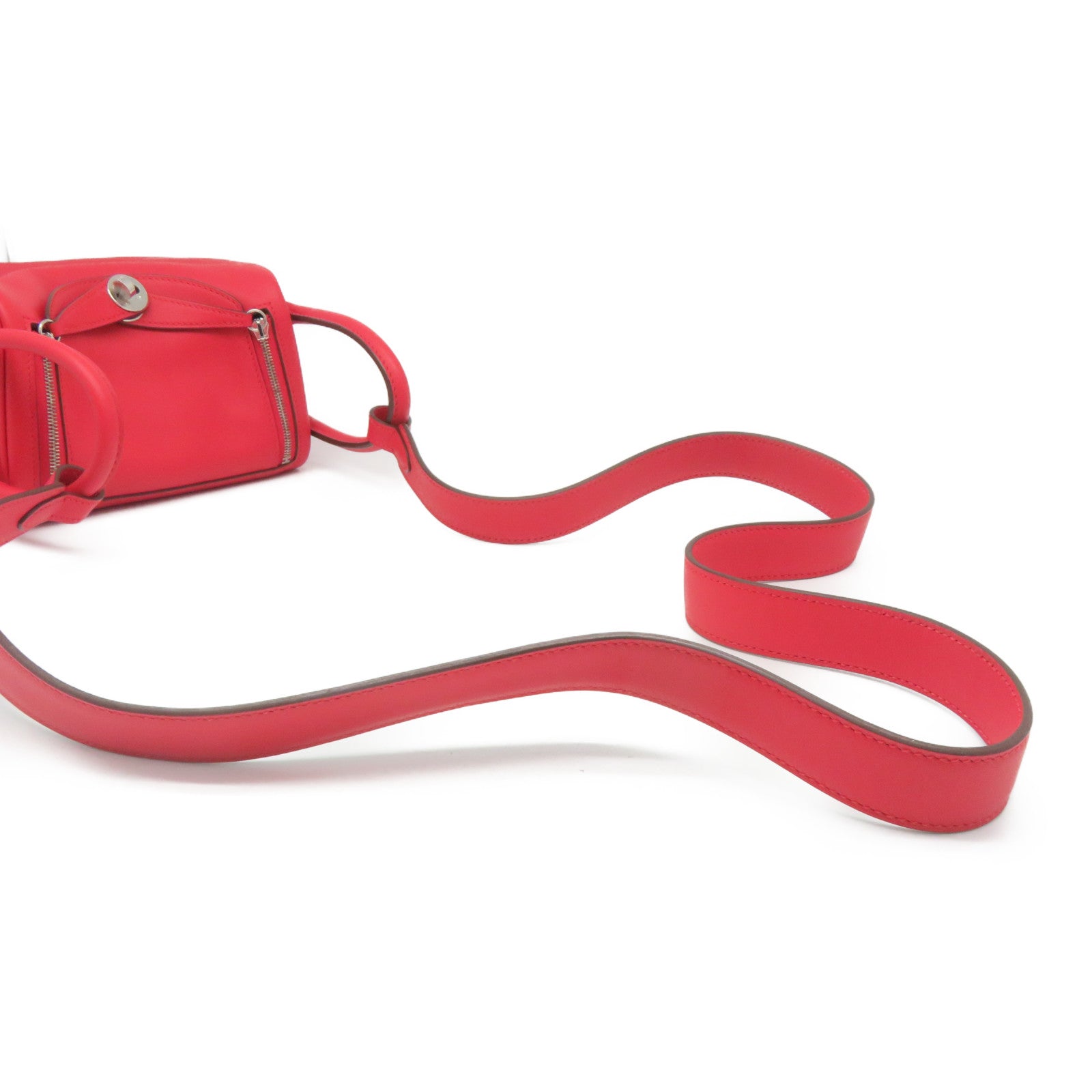 HERMES Swift皮革Mini Lindy銀扣肩背袋Rouge De Coeur