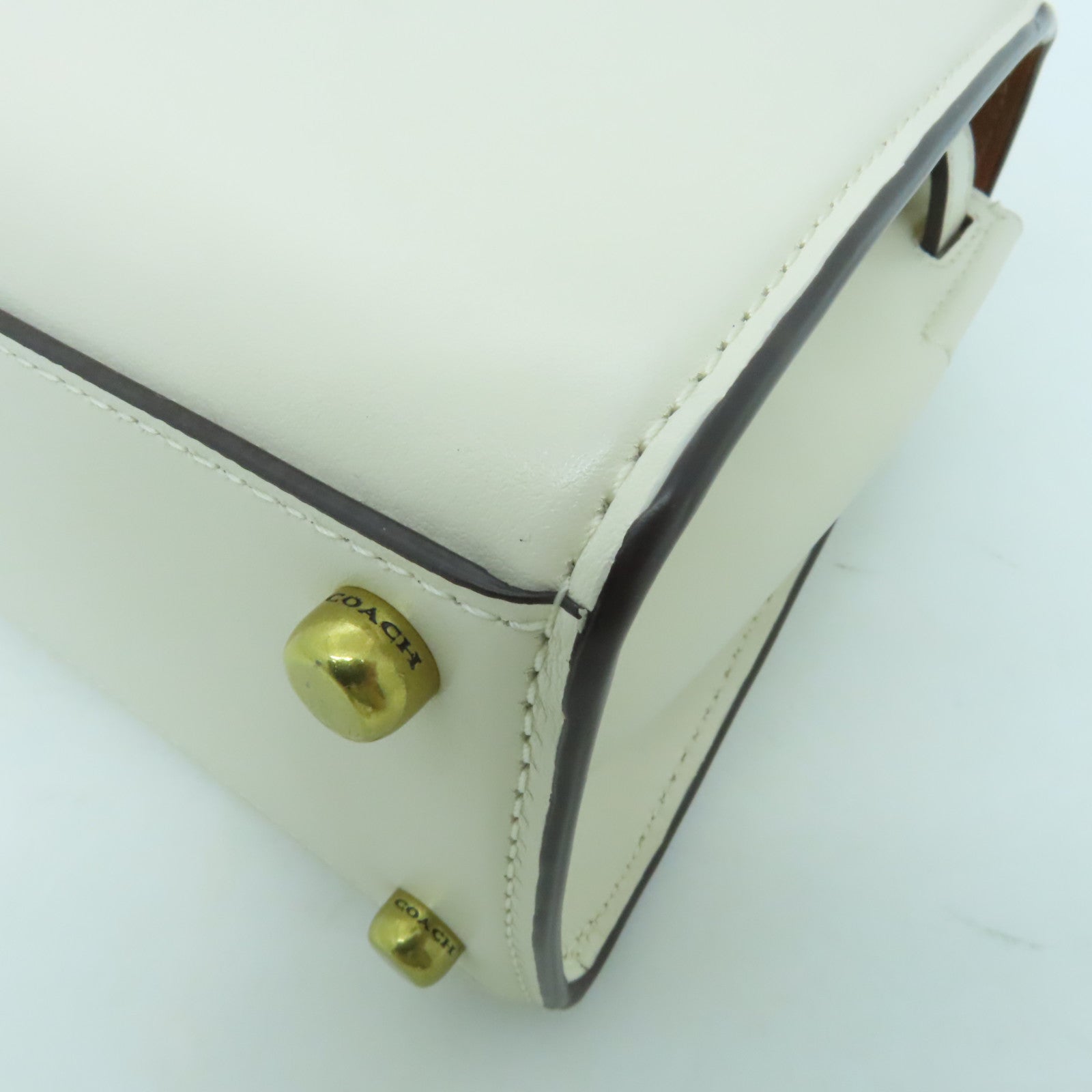 COACH 牛皮皮革2 Way Shoulder金扣手挽肩背兩用袋奶油色