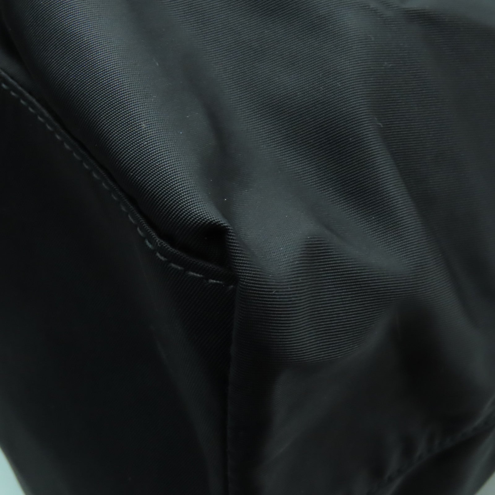 PRADA 尼龍Tote Bag銀扣手挽袋黑色