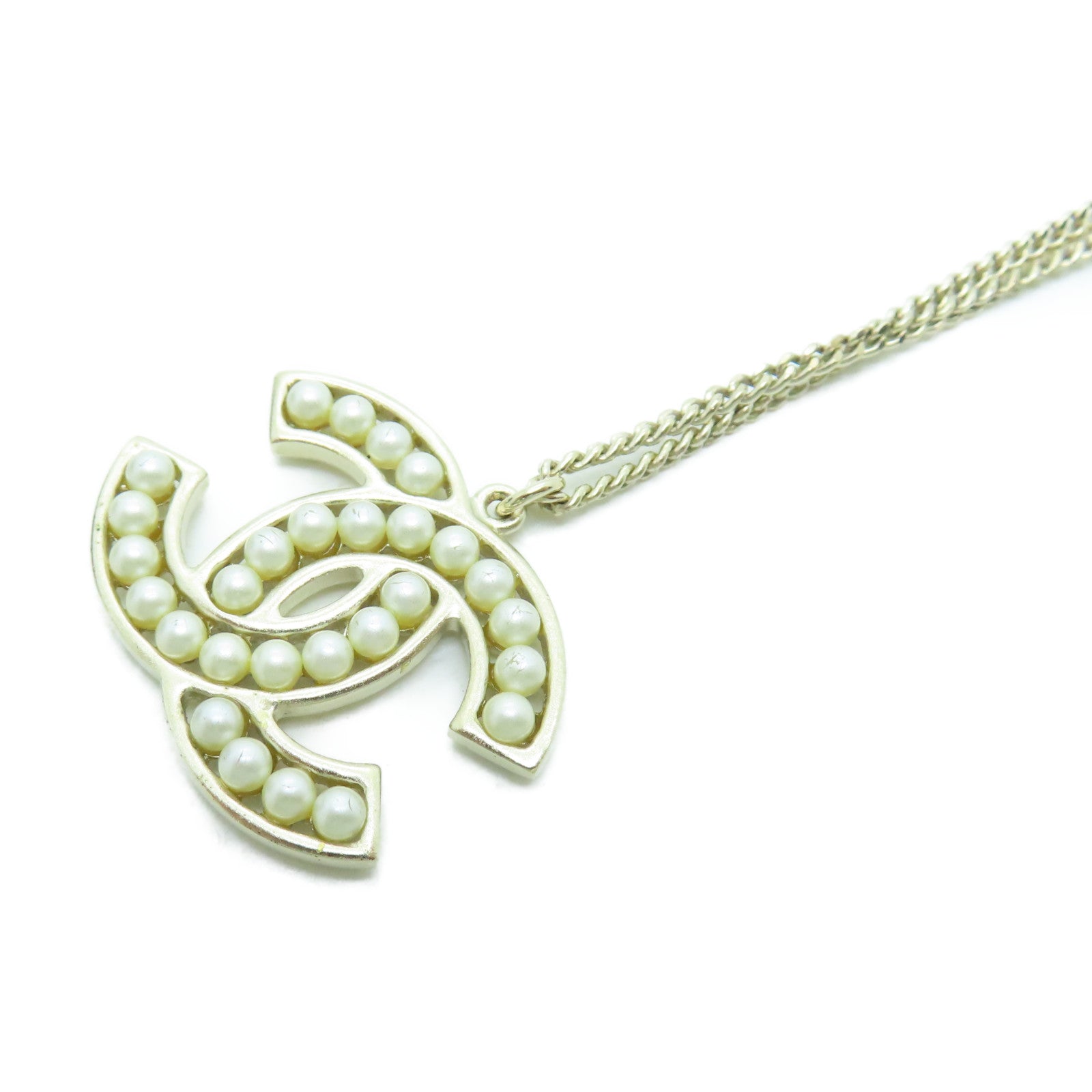 CHANEL 金屬Necklace金扣項鍊白色