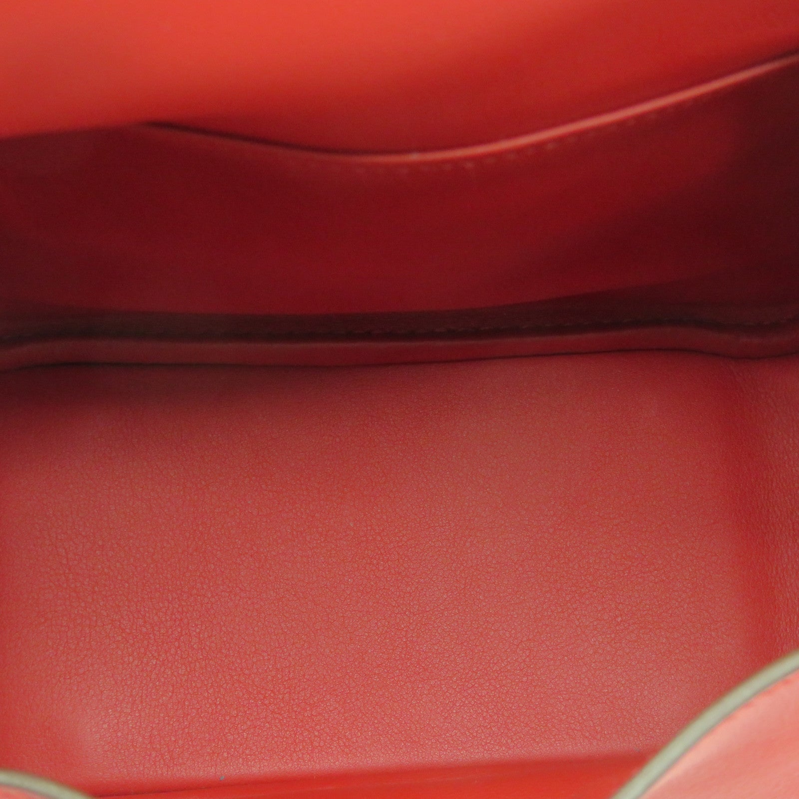 HERMES Swift皮革Mini Lindy銀扣肩背袋Rouge De Coeur