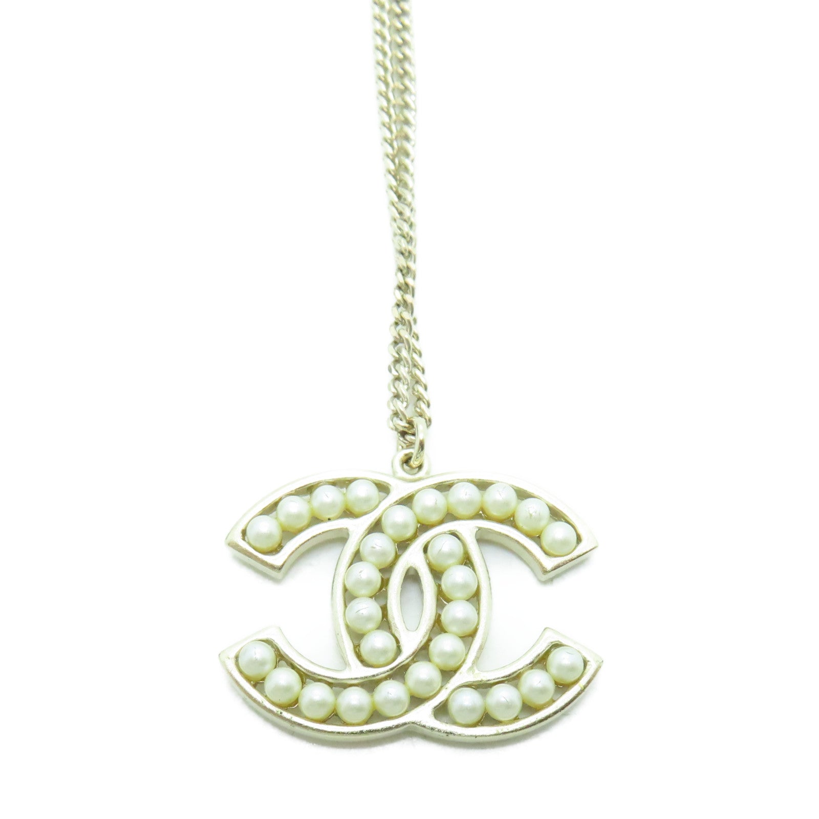 CHANEL 金屬Necklace金扣項鍊白色