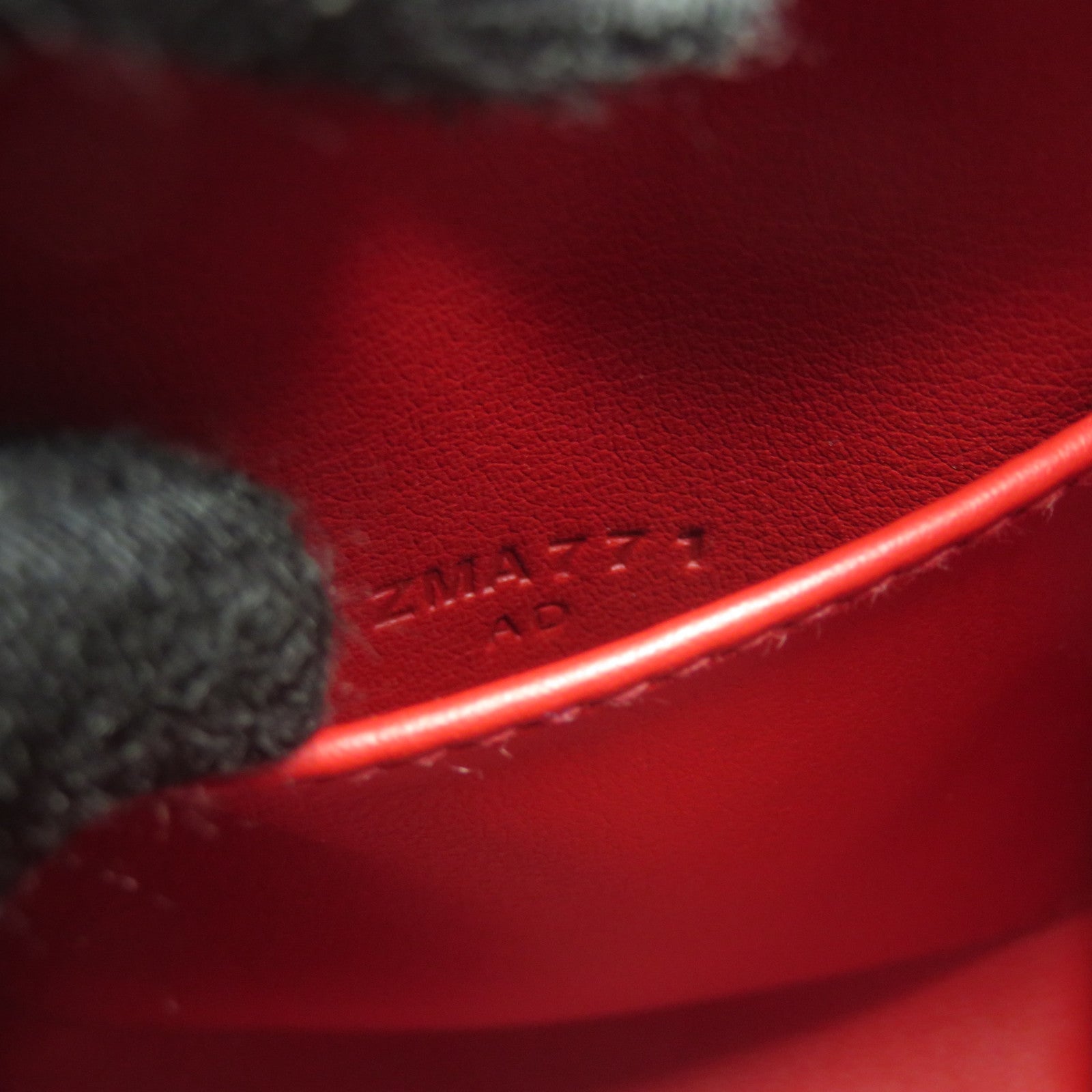 HERMES Swift皮革Mini Lindy銀扣肩背袋Rouge De Coeur