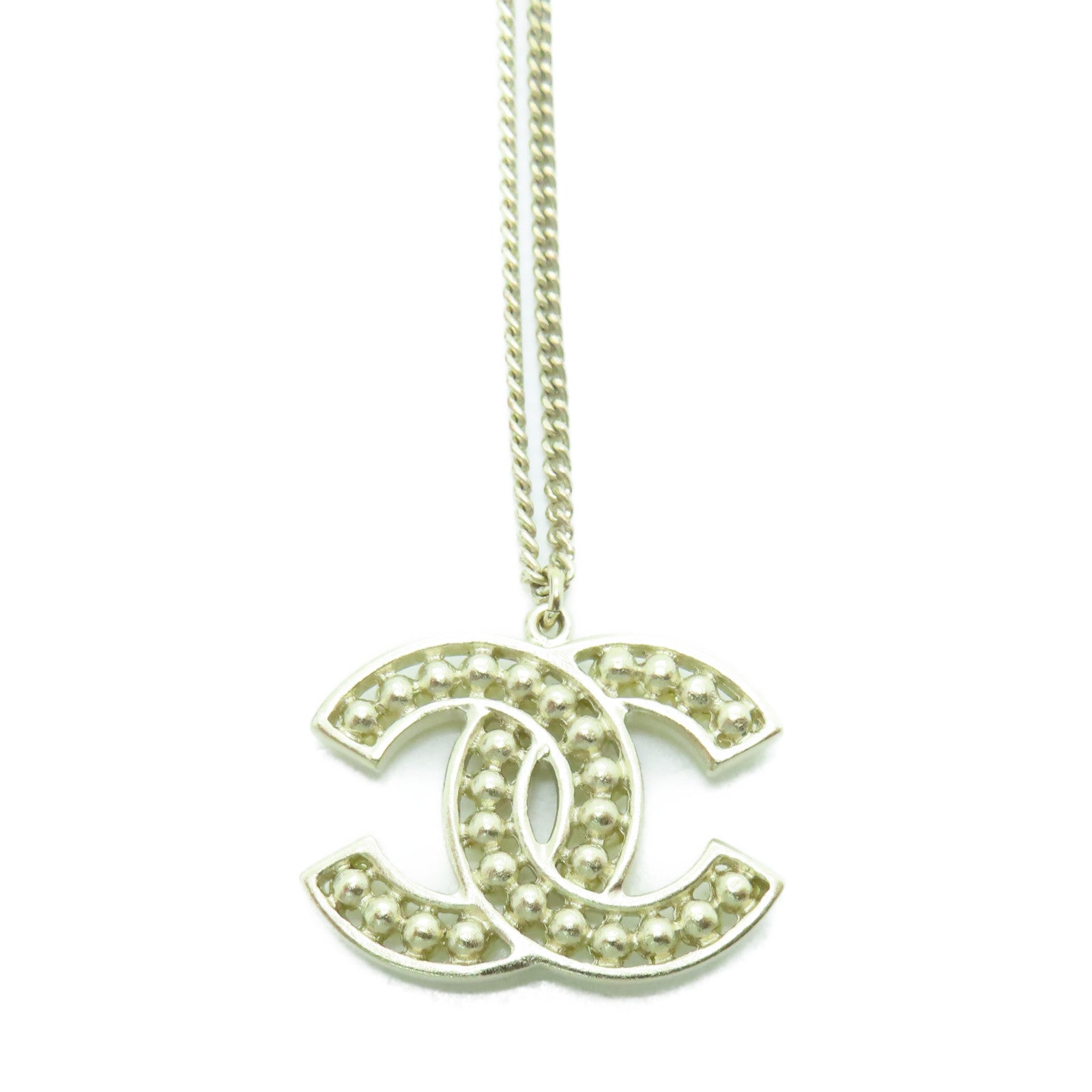 CHANEL 金屬Necklace金扣項鍊白色