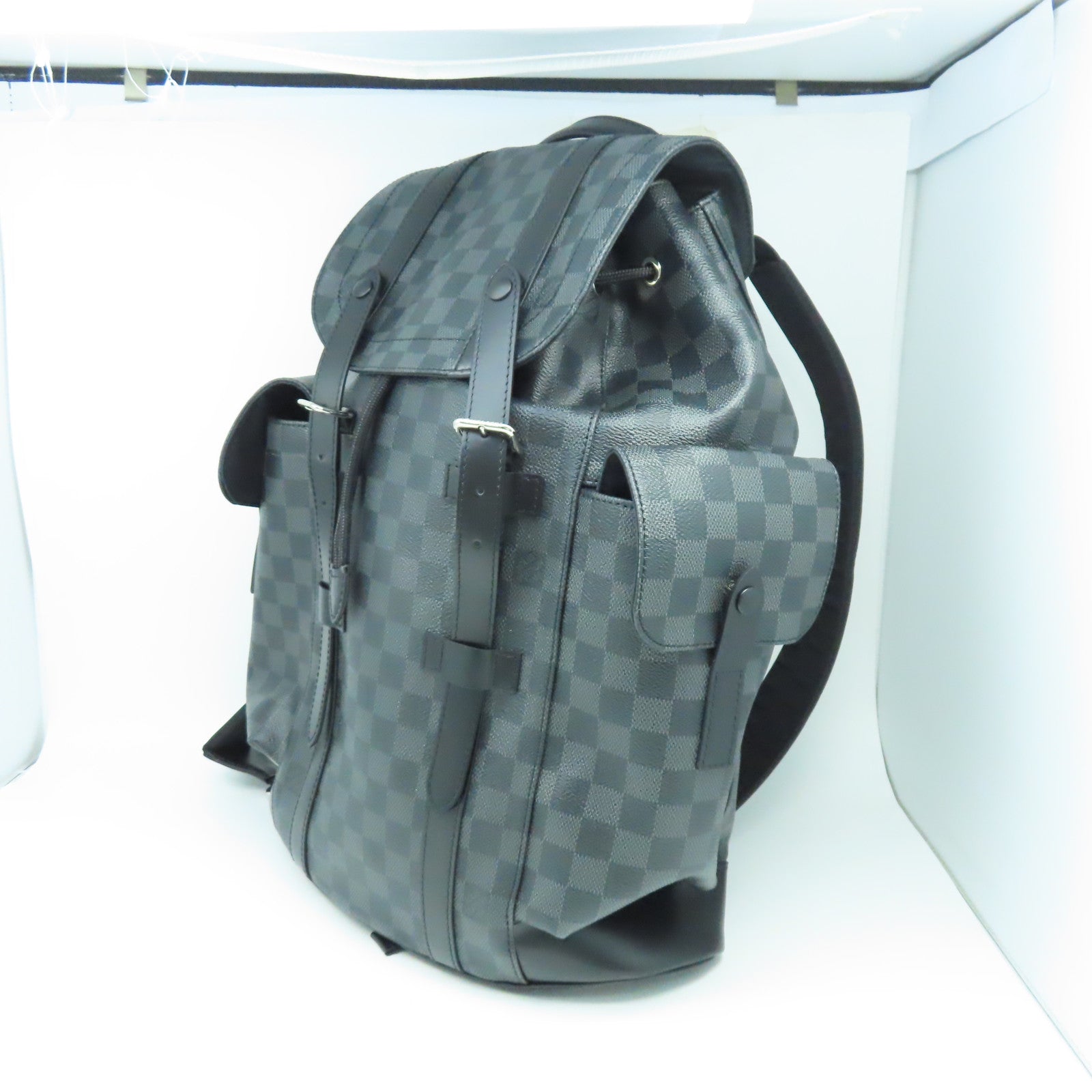LOUIS VUITTON Damier Graphite Christopher MM銀扣背包黑色