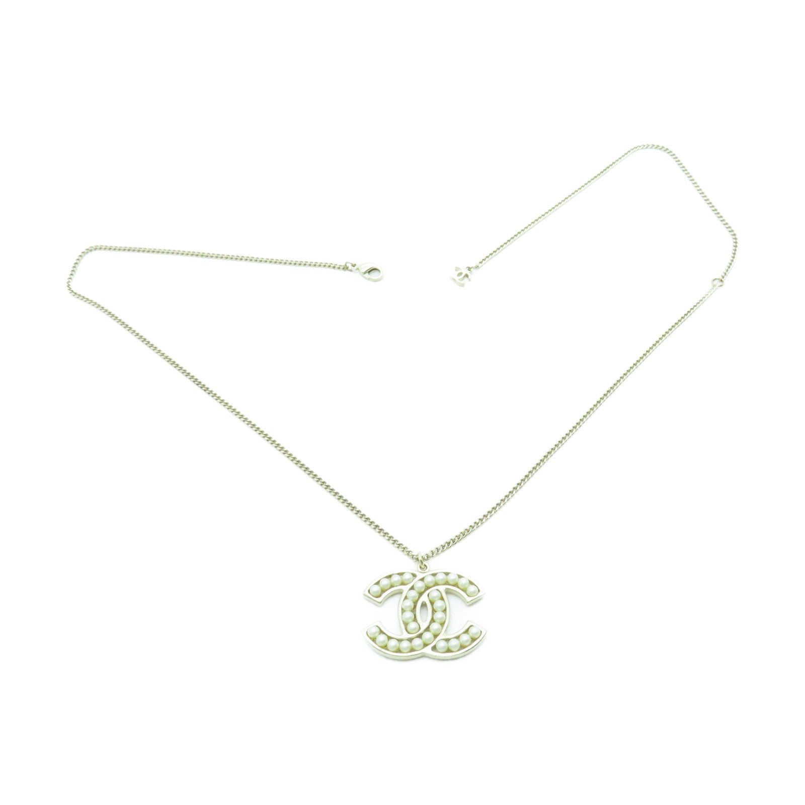 CHANEL 金屬Necklace金扣項鍊白色