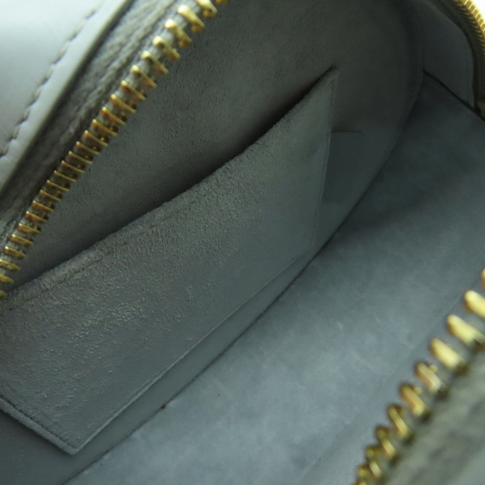 CELINE 牛皮皮革Cuir Triomphe金扣肩背袋淺藍色