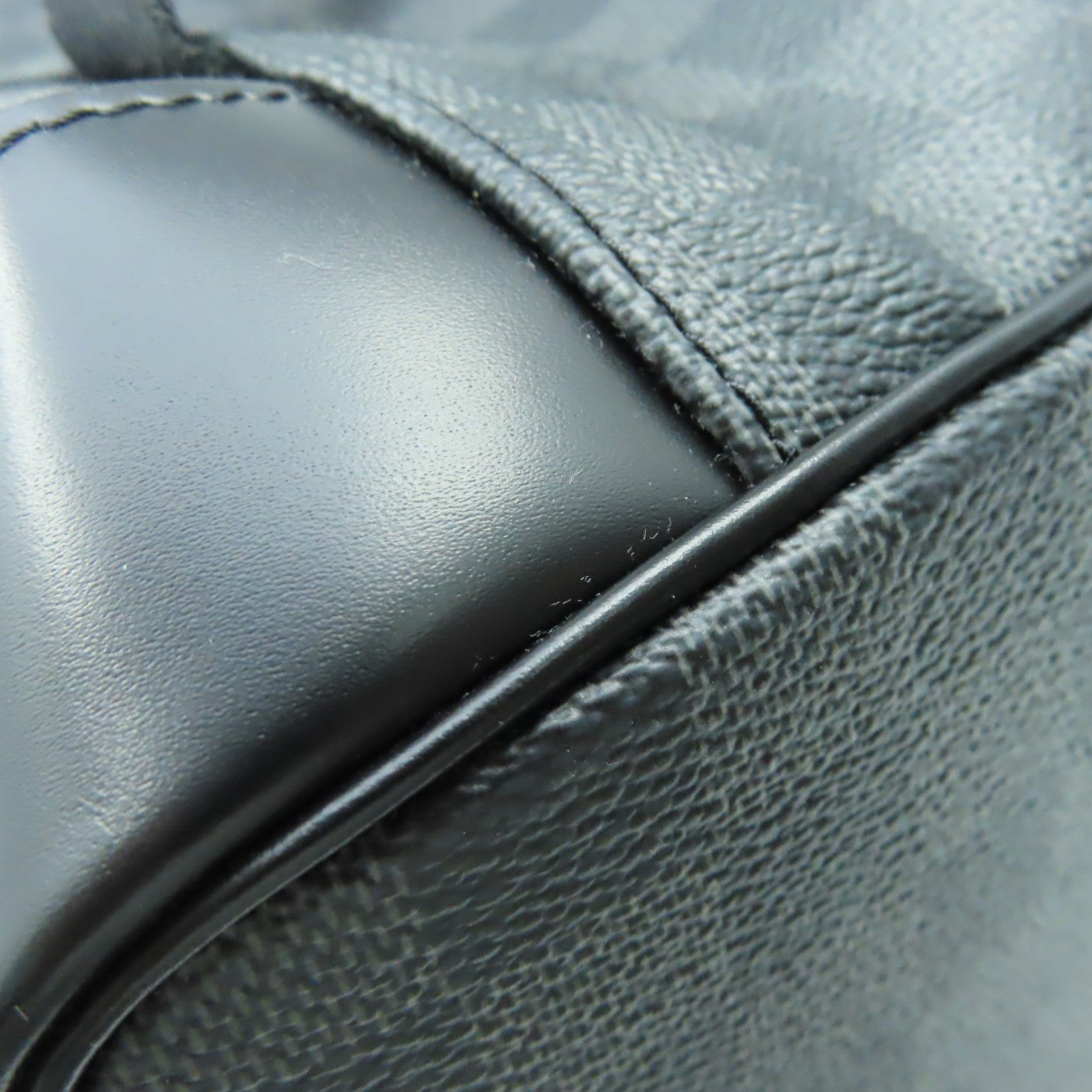 LOUIS VUITTON Damier Graphite Christopher MM銀扣背包黑色