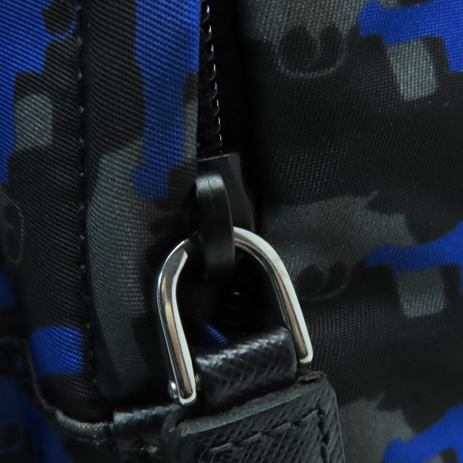 PRADA 尼龍Pistol Pattern Backpack銀扣背包藍色
