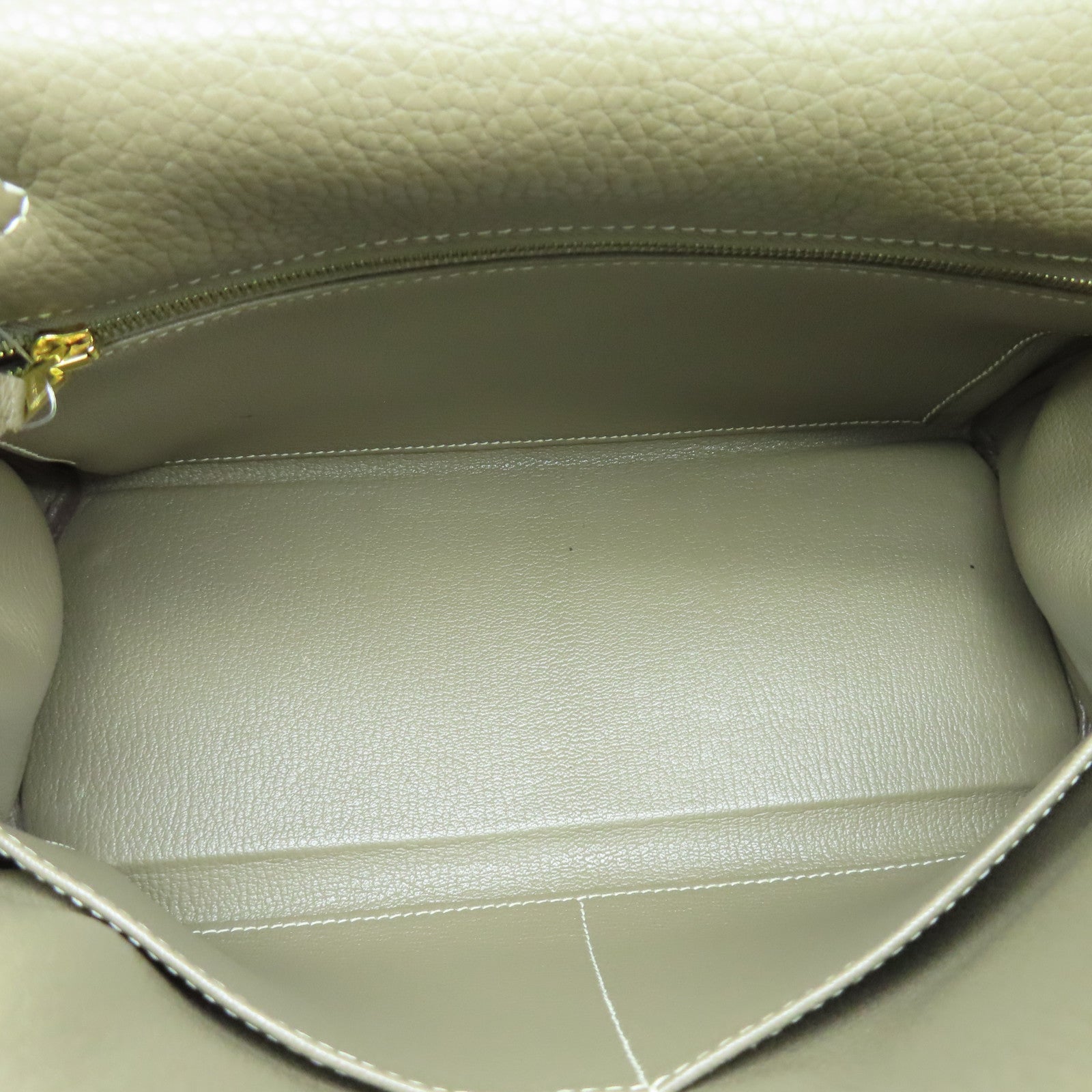 HERMES Clemence Leather Kelly 28 Gold Buckle Handle Bag Elephant Gray