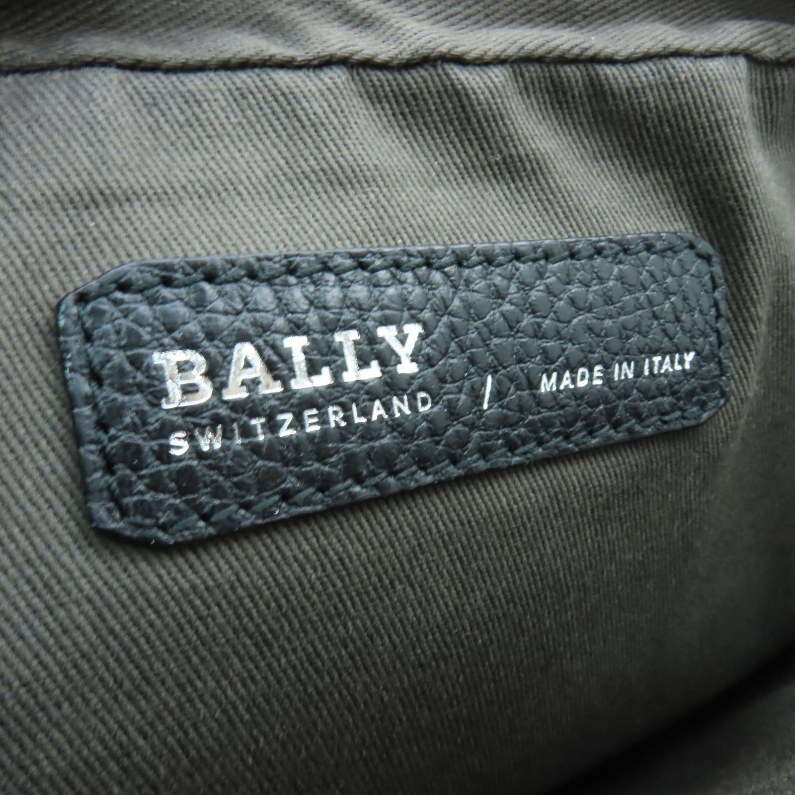 BALLY 牛皮皮革Shoulder Bag銀扣肩背袋黒色
