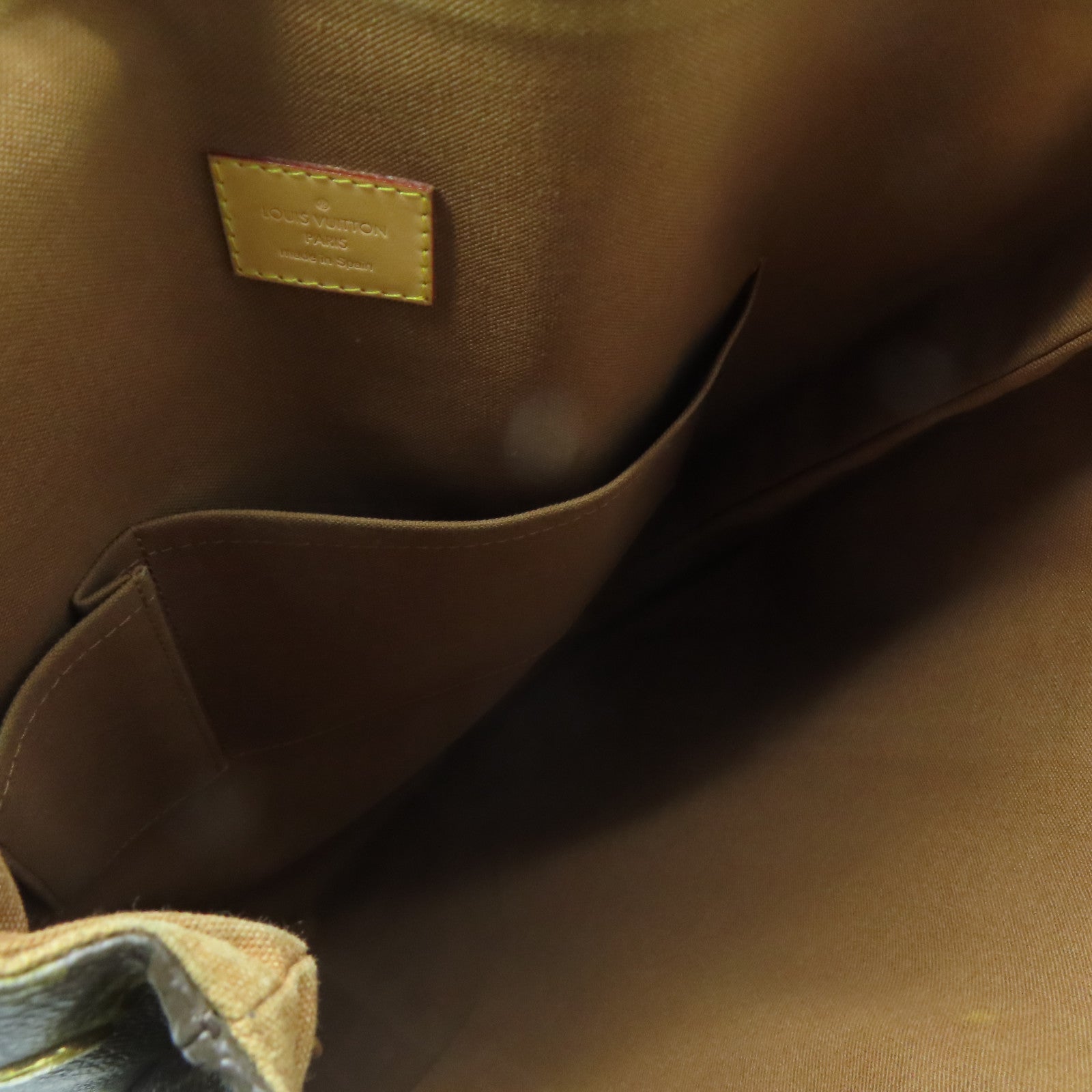 LOUIS VUITTON Monogram Beaubourg金扣手挽袋啡色