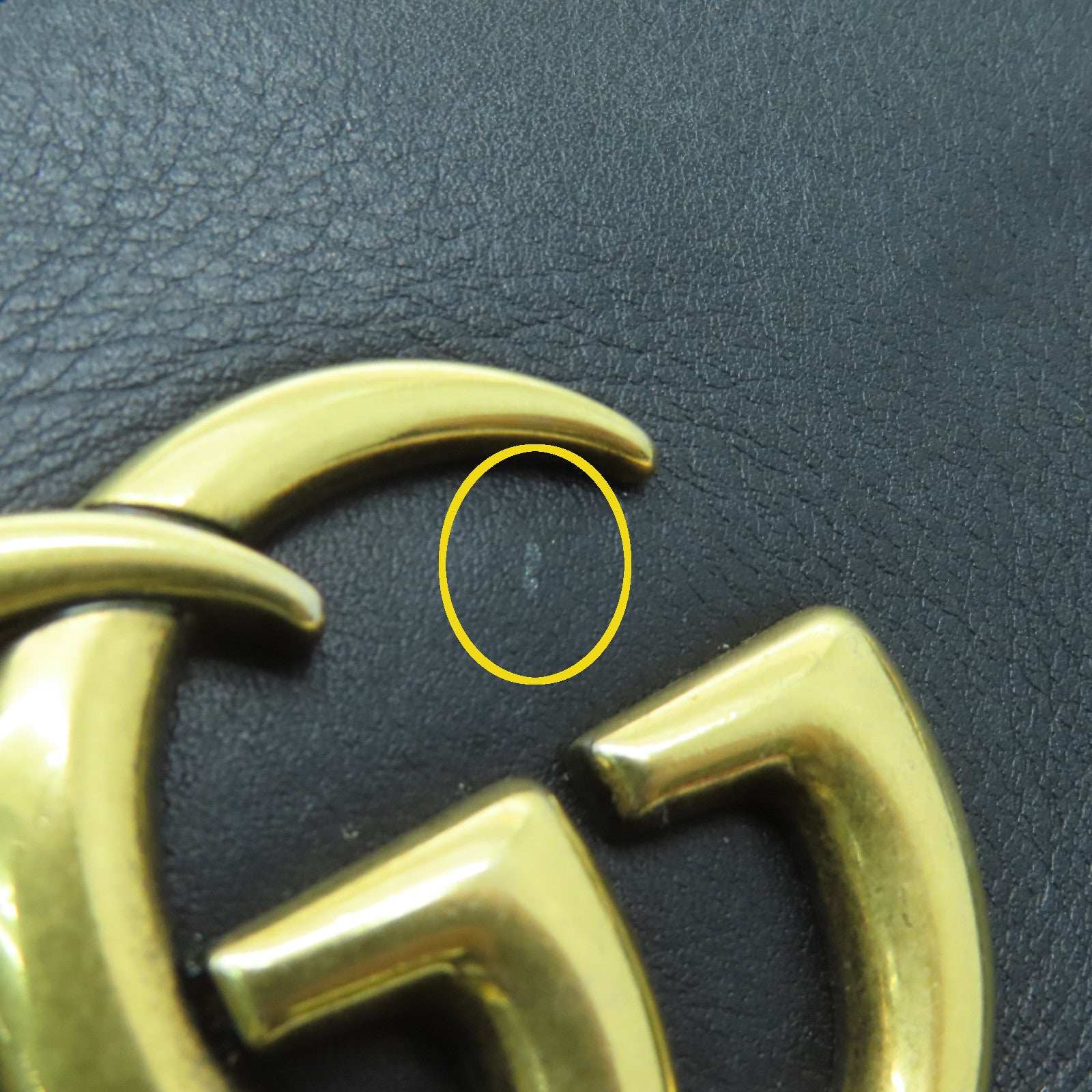 GUCCI 牛皮皮革GG Marmont金扣肩背袋黑色/白色