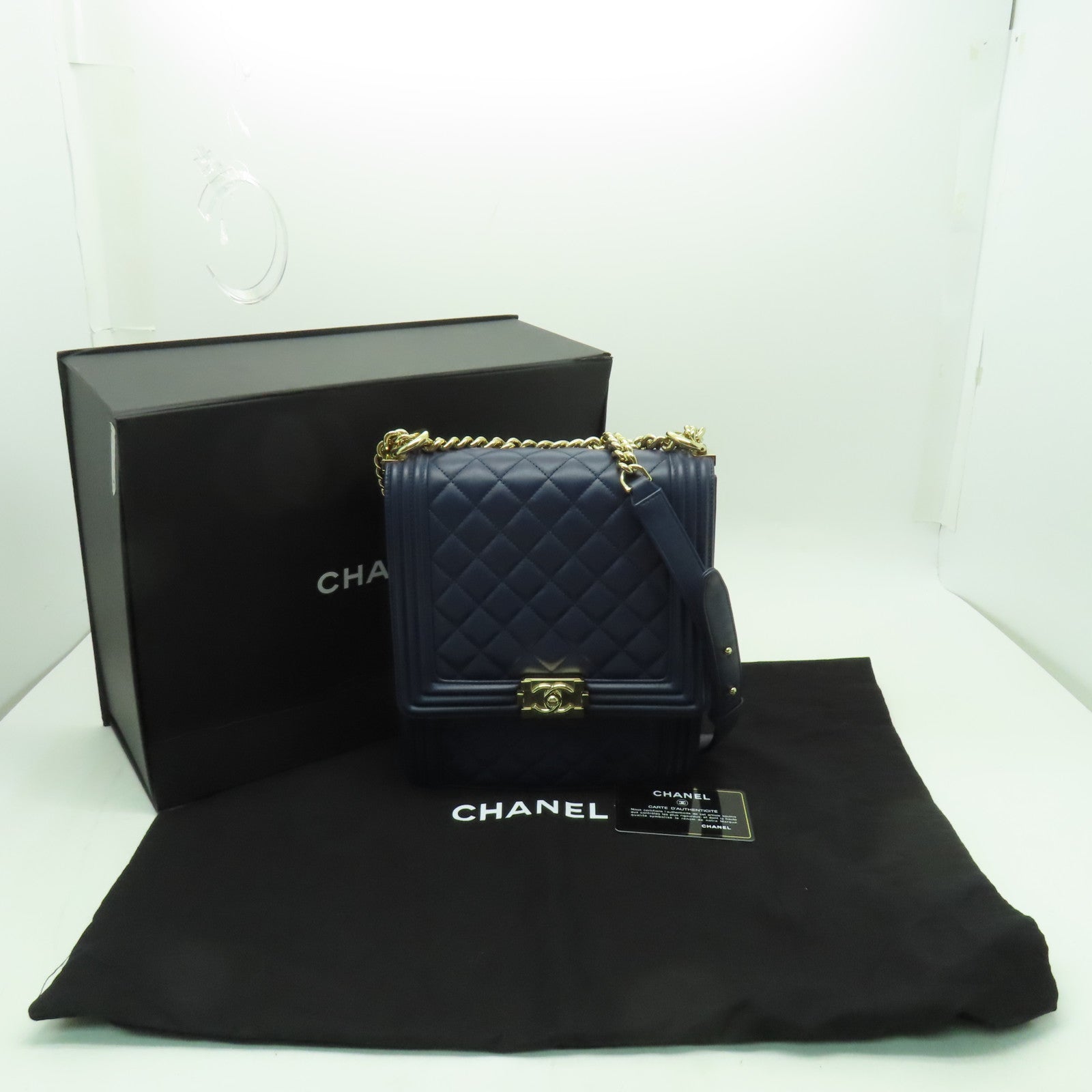 CHANEL 菱格羊皮皮革Chain Shoulder Bag金扣鏈帶肩背袋深藍色