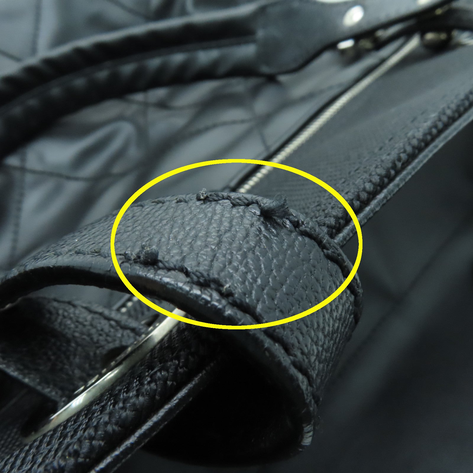 CHANEL 菱格涂层帆布Tote Bag银扣手挽袋黑色