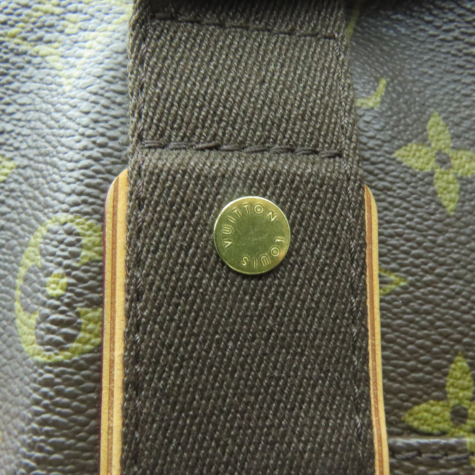 LOUIS VUITTON Monogram Beaubourg金扣手挽袋啡色