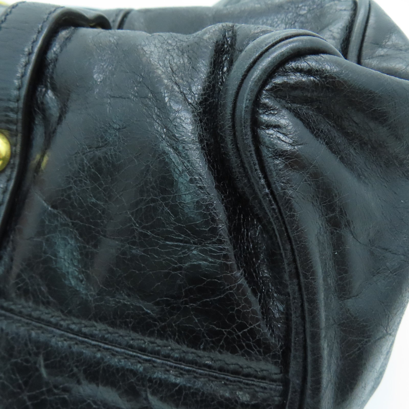 Miu Miu 牛皮皮革Handbag金扣手挽袋黑色
