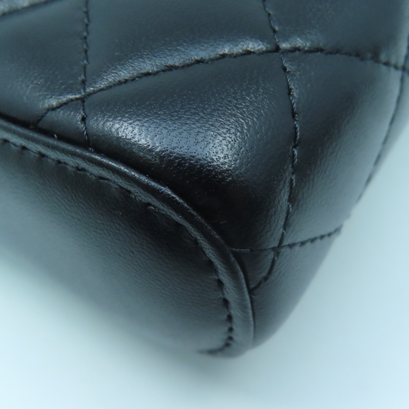 CHANEL 菱格羊皮皮革Chain Shoulder Bag金扣鏈帶肩背袋黑色