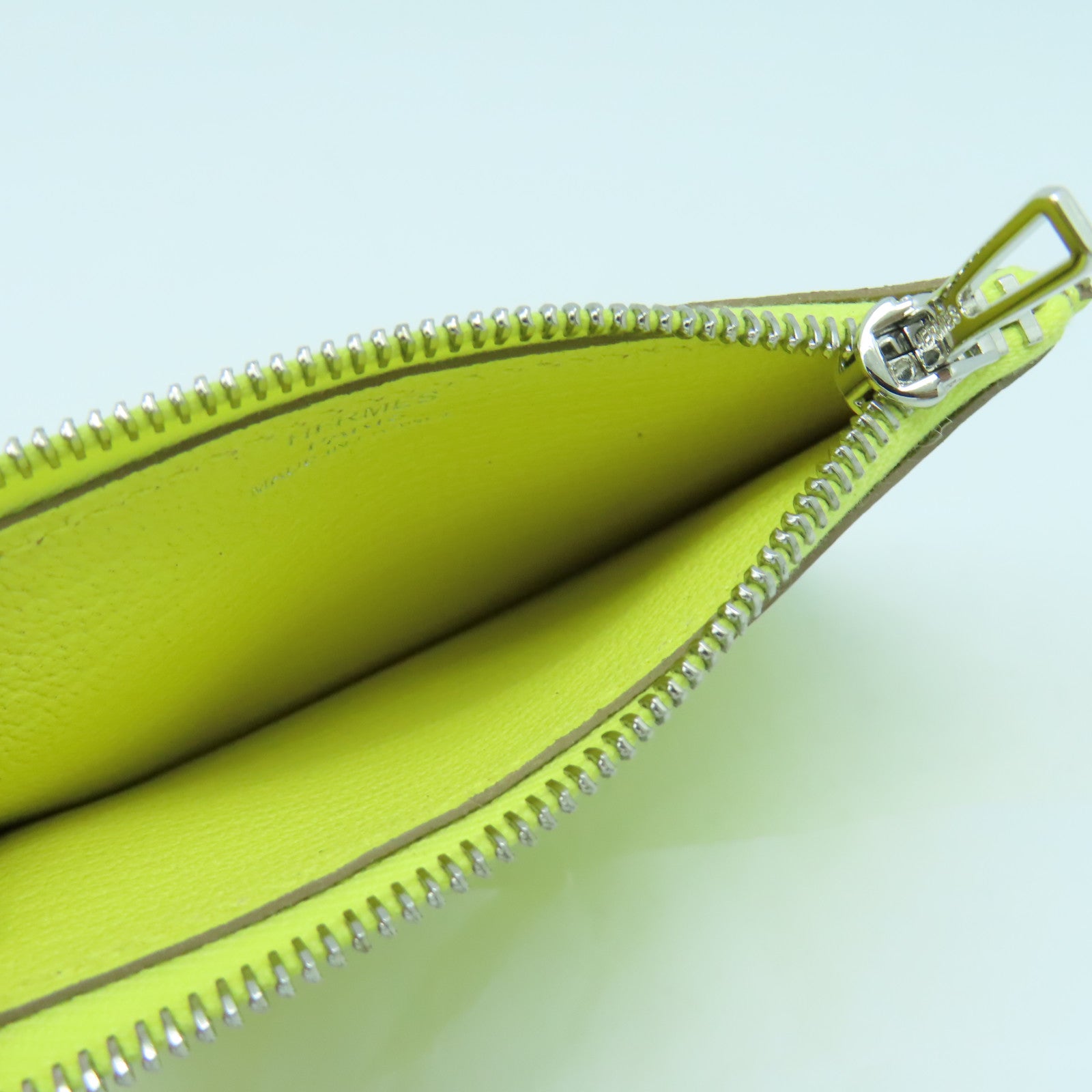 HERMES 【激減優惠】Chevre皮革Roulis Slim銀扣錢包黃色