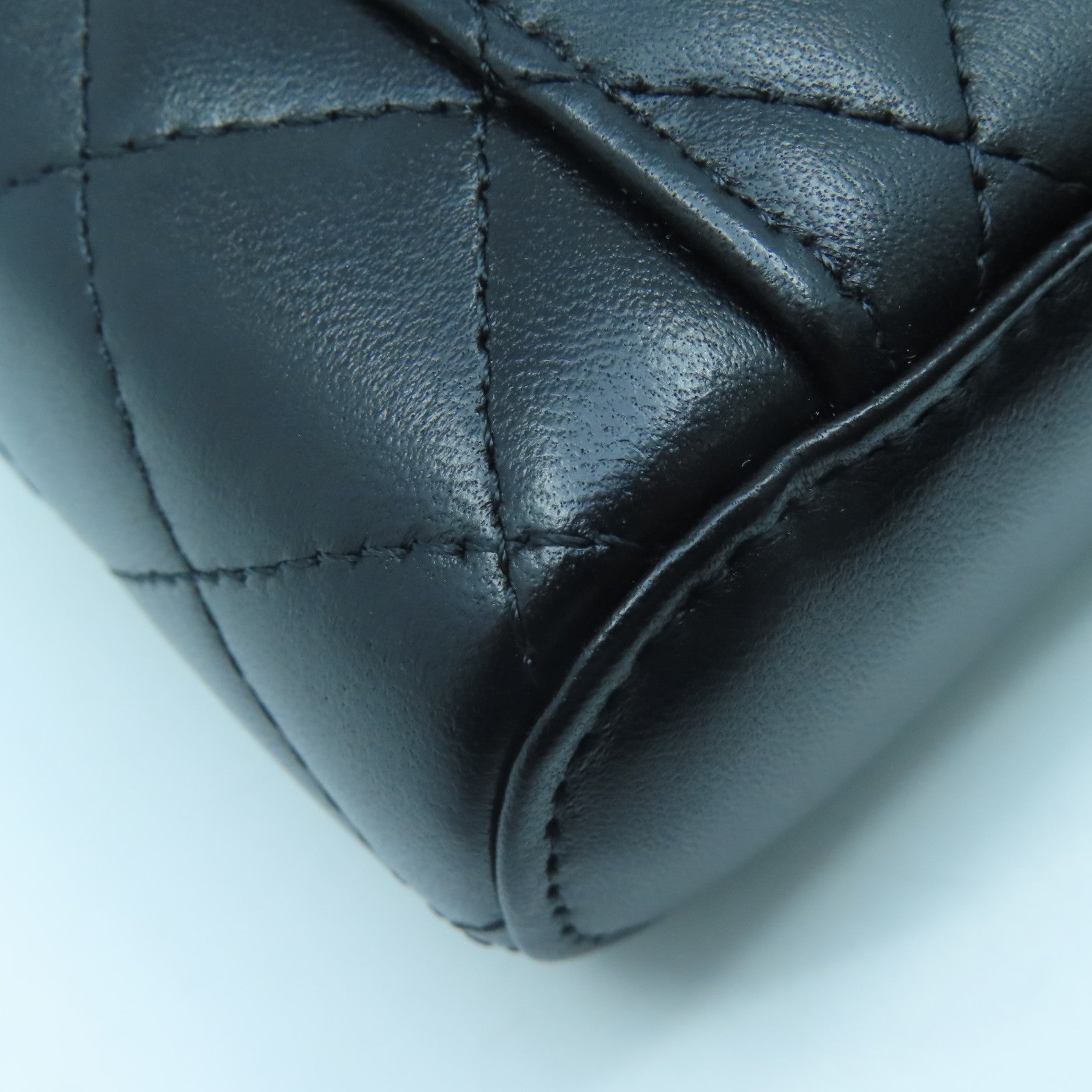 CHANEL 菱格羊皮皮革Chain Shoulder Bag金扣鏈帶肩背袋黑色