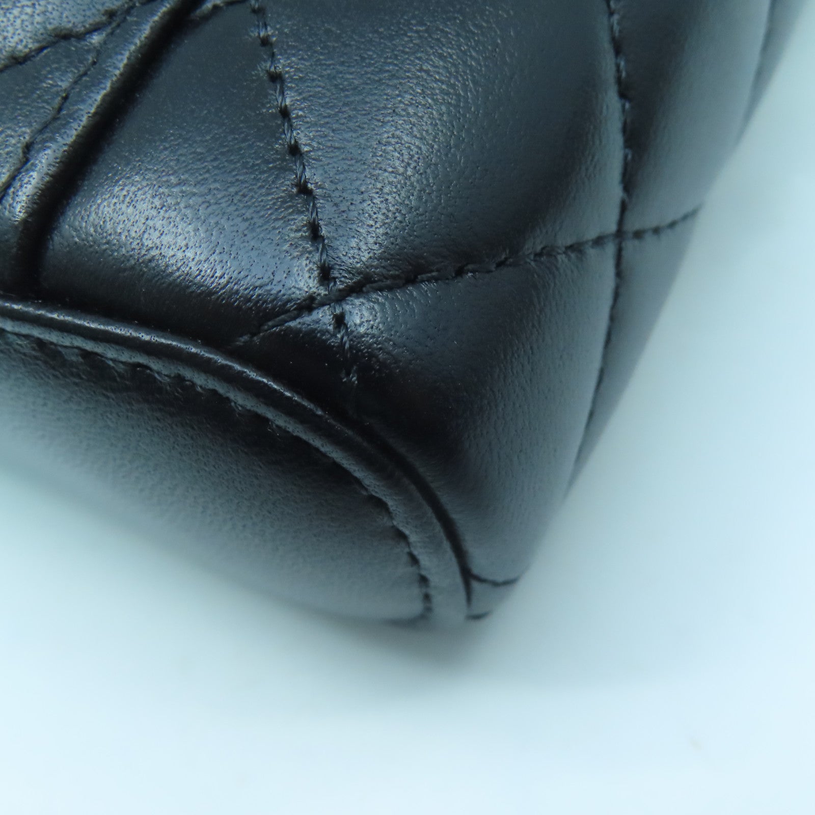 CHANEL 菱格羊皮皮革Chain Shoulder Bag金扣鏈帶肩背袋黑色