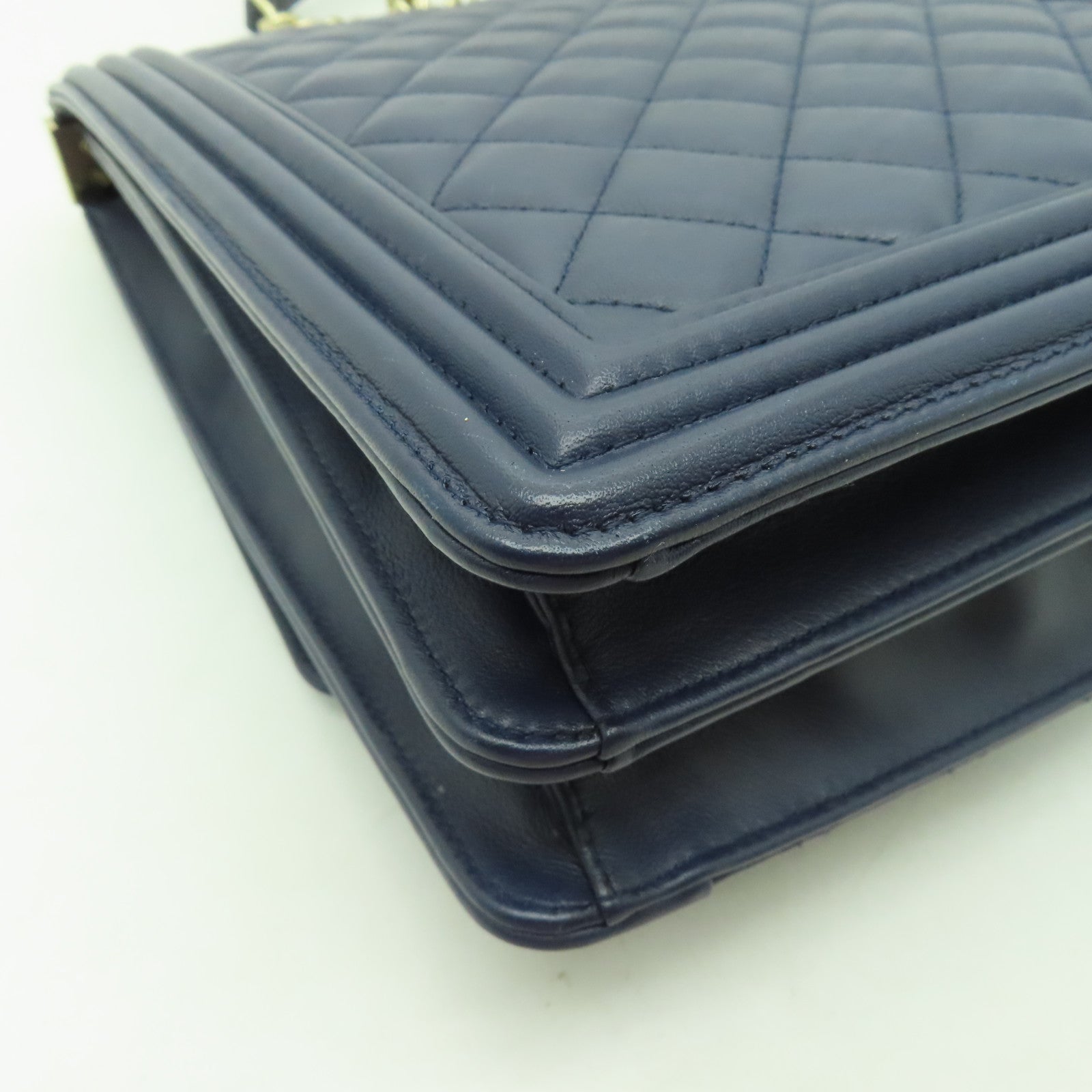CHANEL 菱格羊皮皮革Chain Shoulder Bag金扣鏈帶肩背袋深藍色
