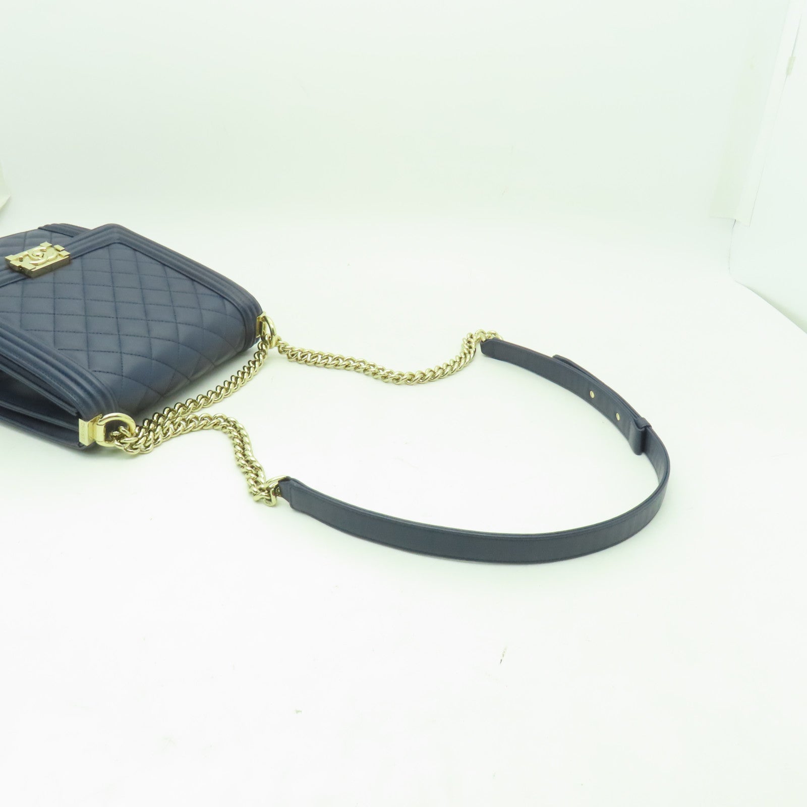 CHANEL 菱格羊皮皮革Chain Shoulder Bag金扣鏈帶肩背袋深藍色