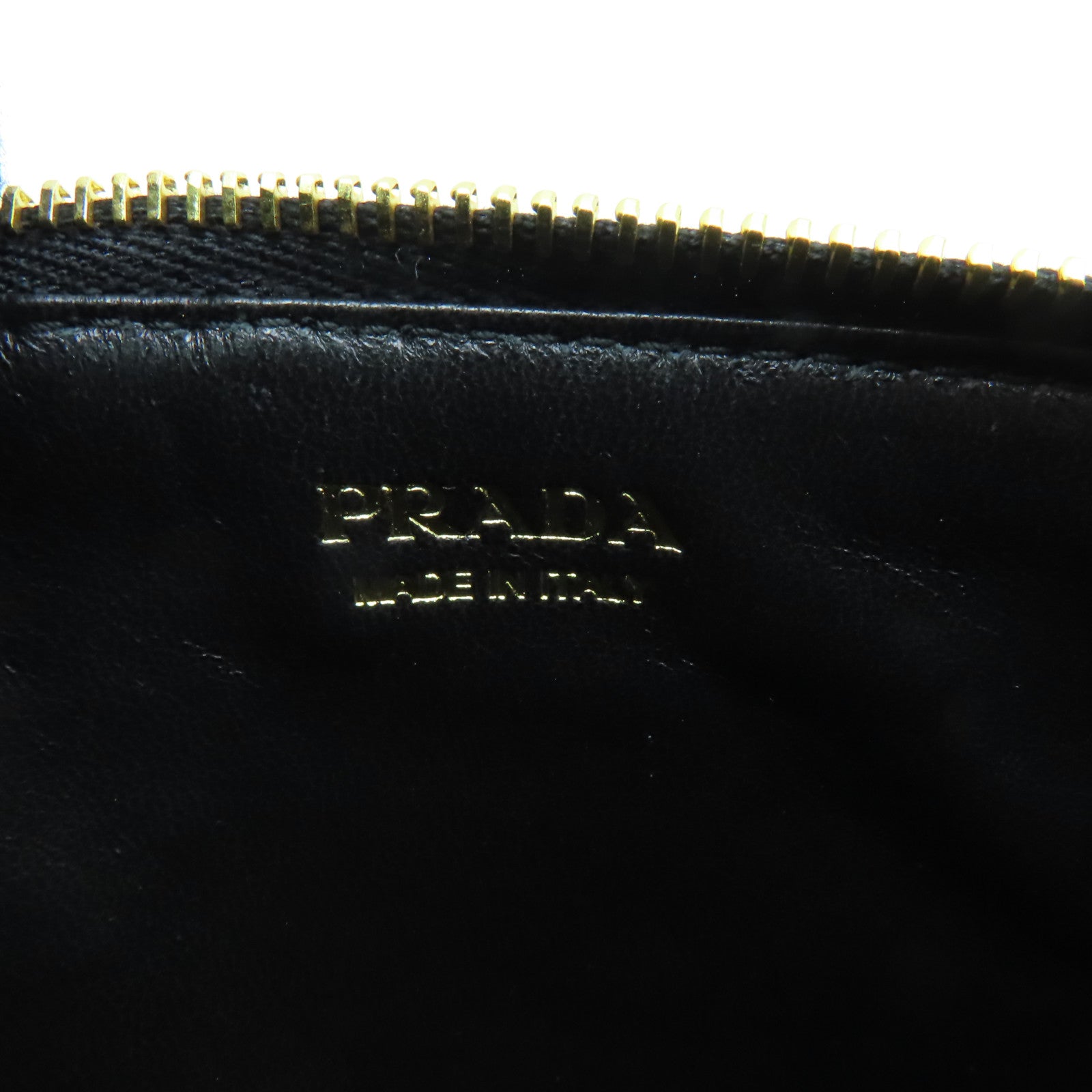 PRADA 牛皮皮革Card Case金扣卡片套黒色