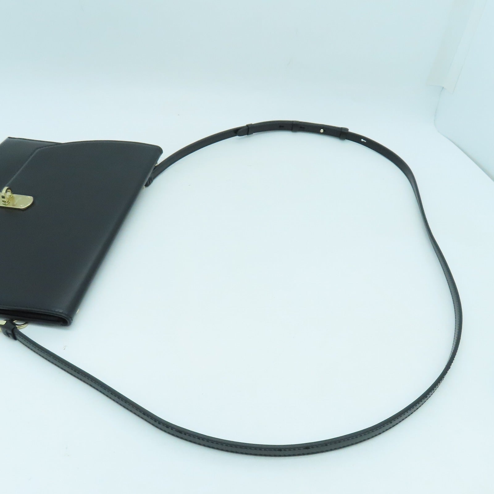 Salvatore Ferragamo 牛皮皮革Shoulder Pouch银色手拿包/肩背袋黑色