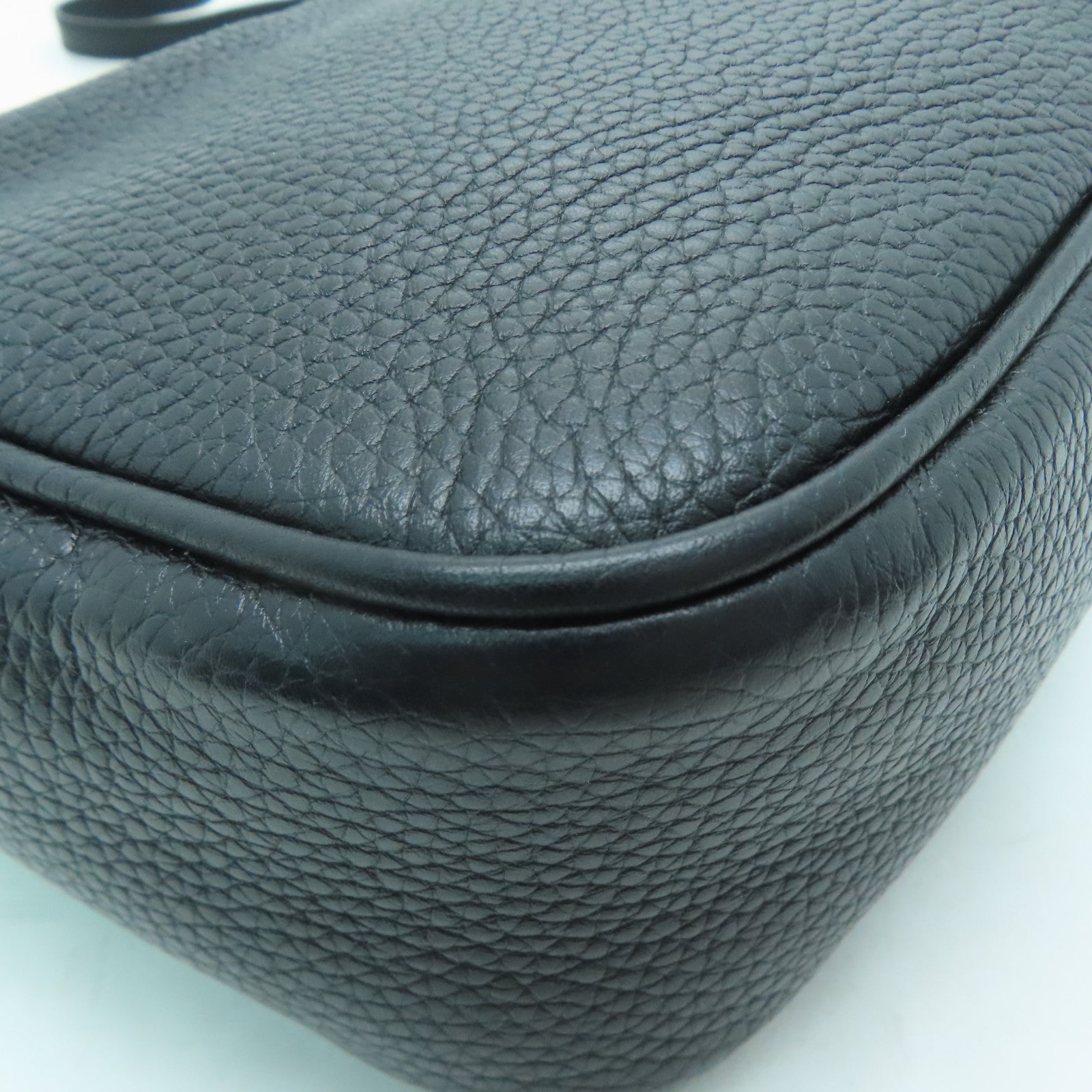 GUCCI 牛皮皮革Soho Shoulder Bag金扣肩背袋黑色