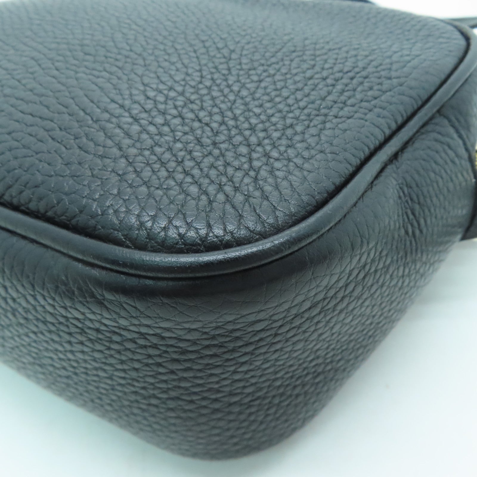 GUCCI 牛皮皮革Soho Shoulder Bag金扣肩背袋黑色