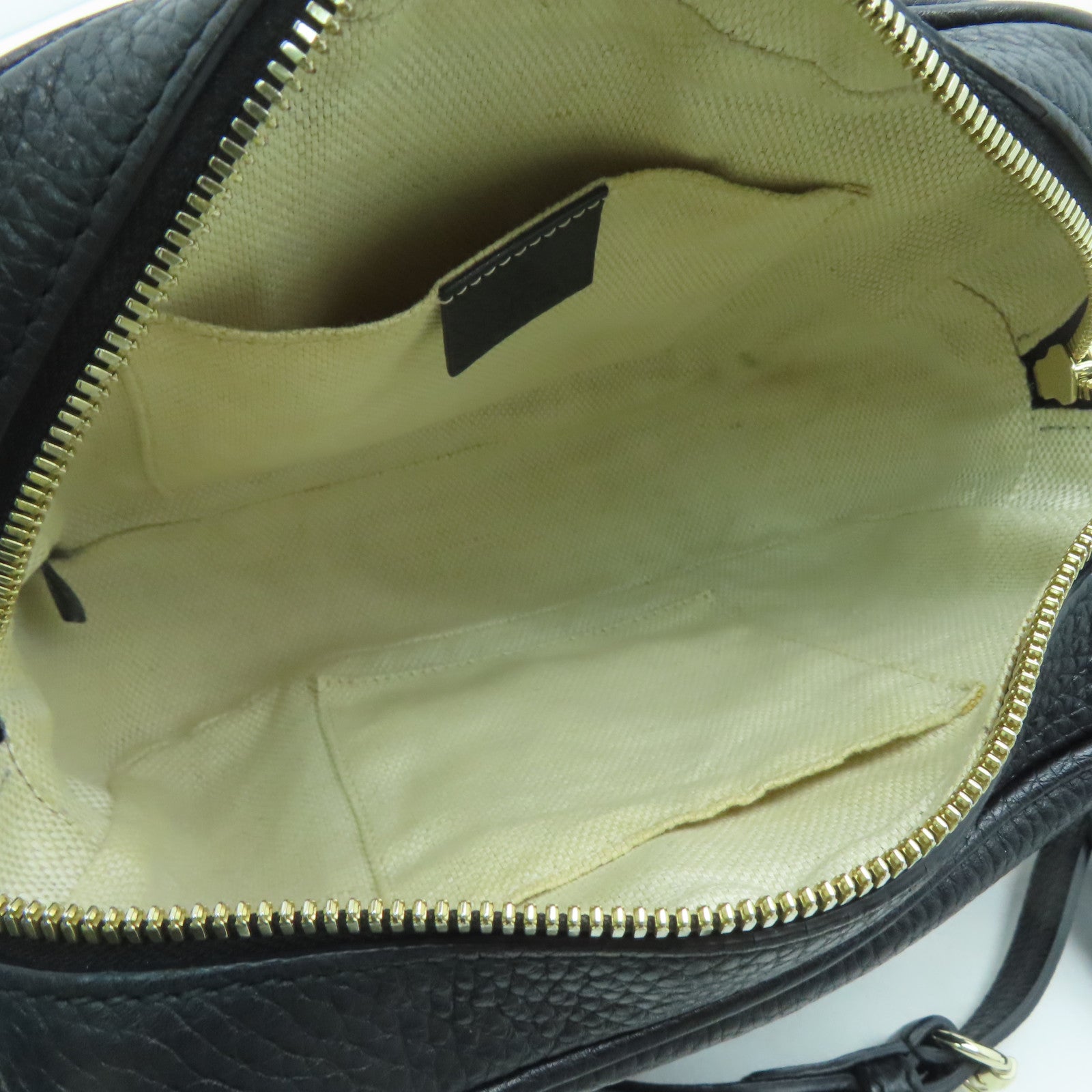 GUCCI 牛皮皮革Soho Shoulder Bag金扣肩背袋黑色