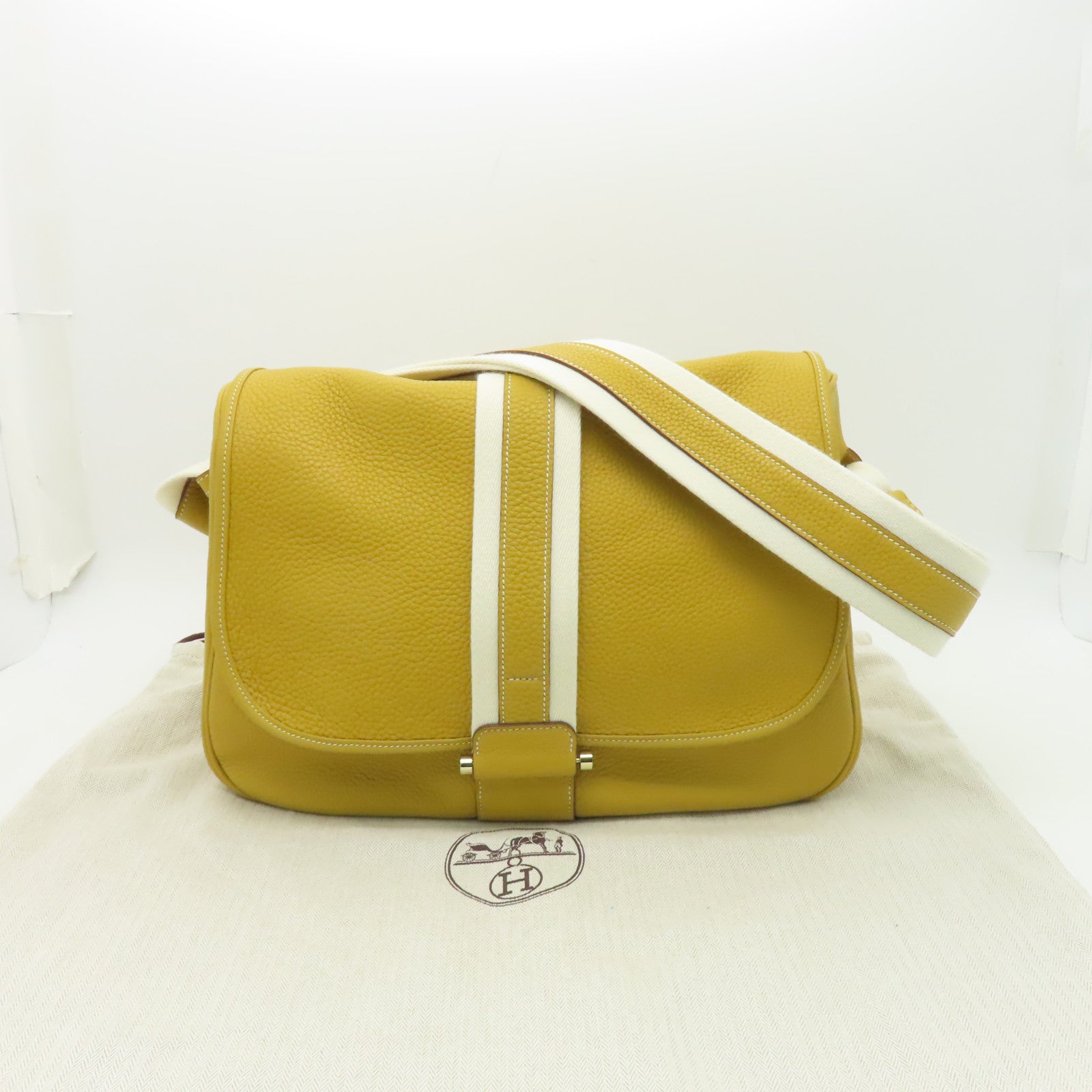 HERMES Clemence皮革Bourlingue金扣肩背袋黃色