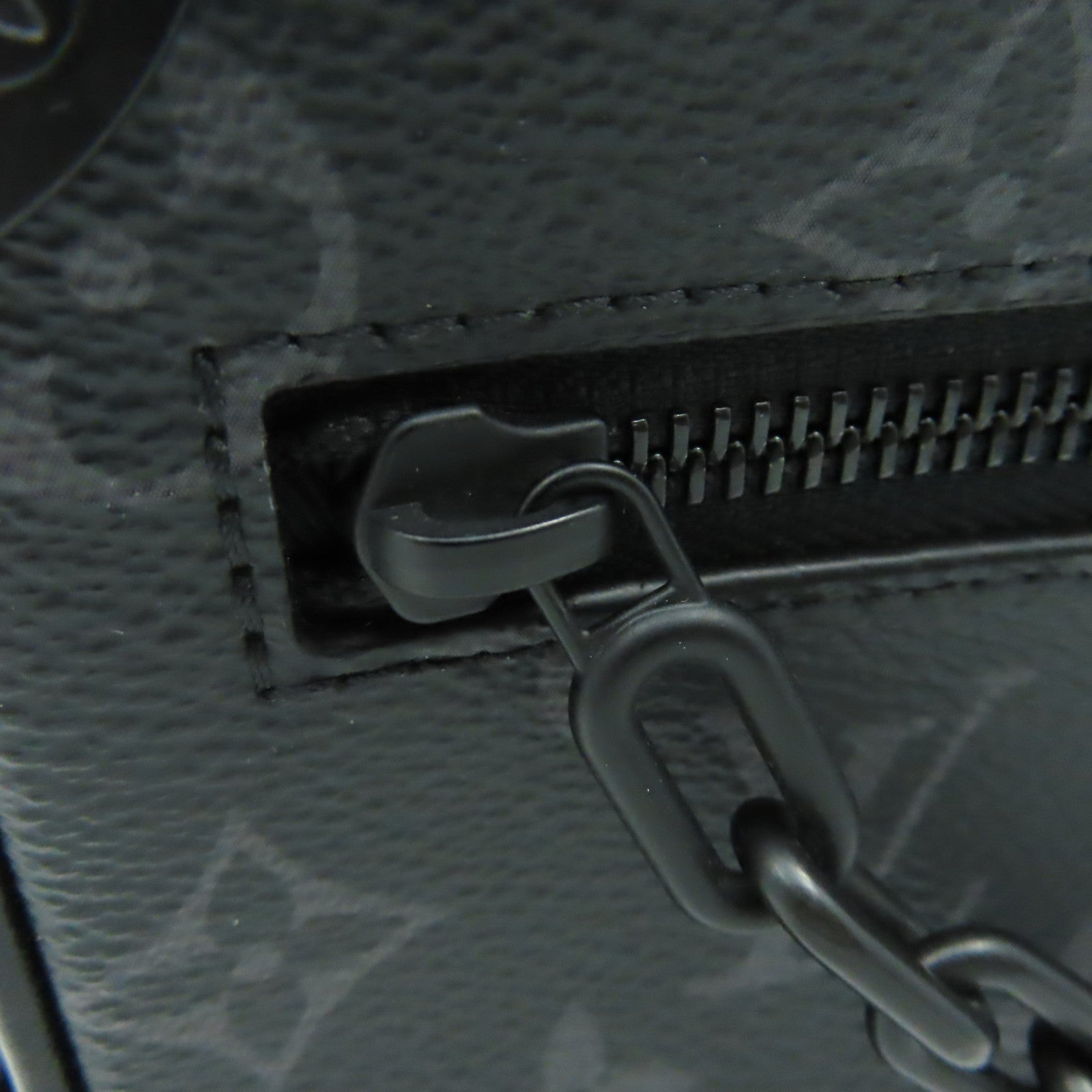 LOUIS VUITTON 【激減優惠】Monogram Eclipse Mini Soft Trunk肩背袋黑色