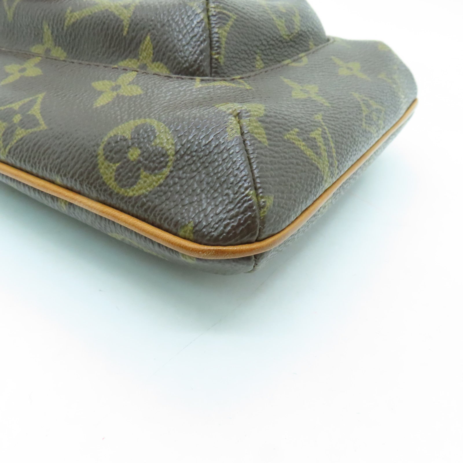 LOUIS VUITTON Monogram Partition Pouch金扣手提包棕色