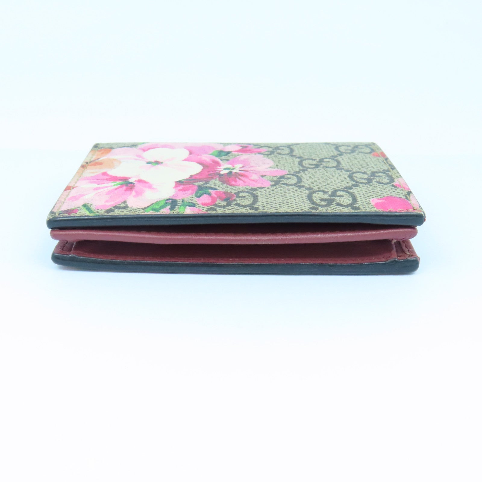 GUCCI 涂层帆布Wallet银扣钱包米色