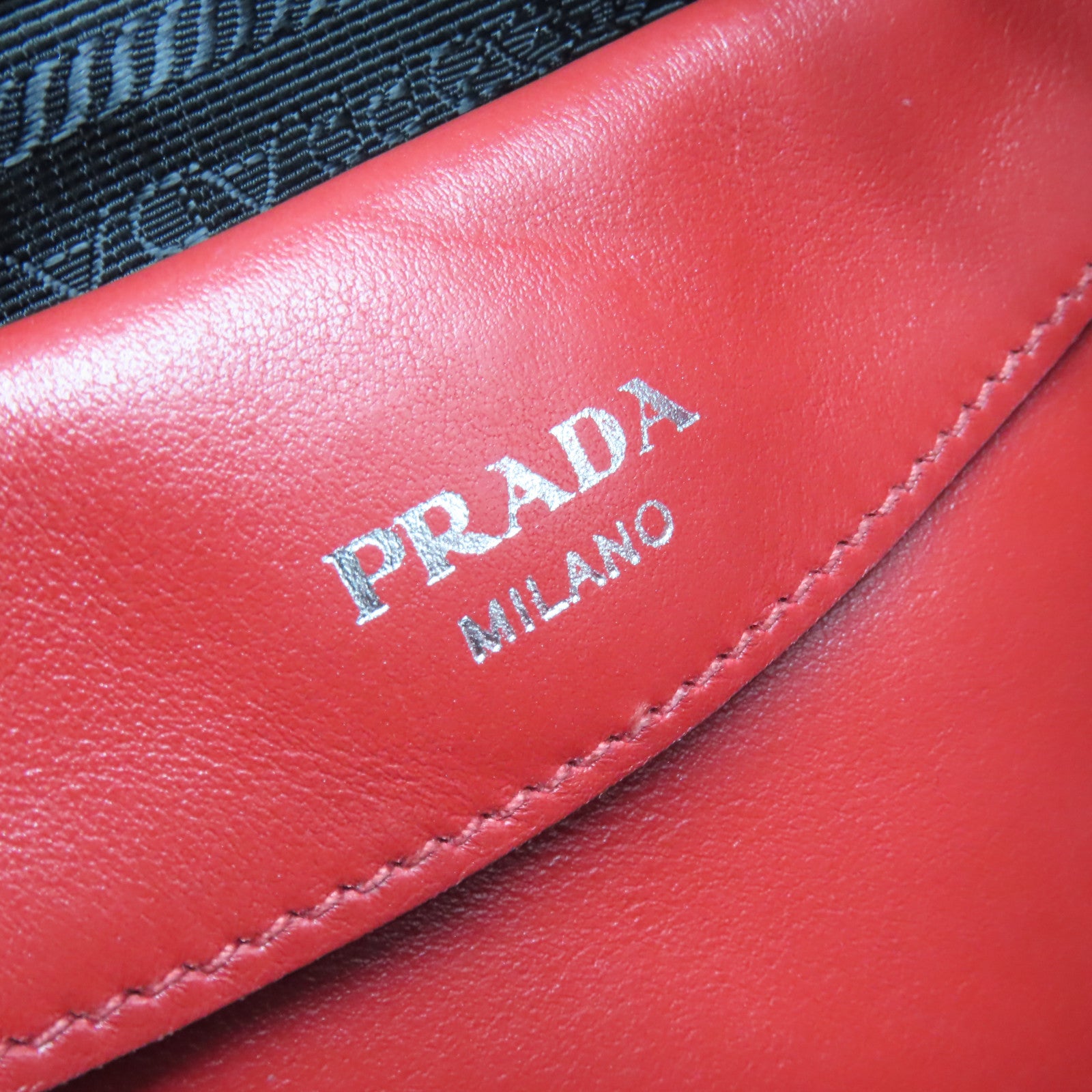 PRADA 牛皮皮革Shoulder Bag肩背袋黑色/紅色