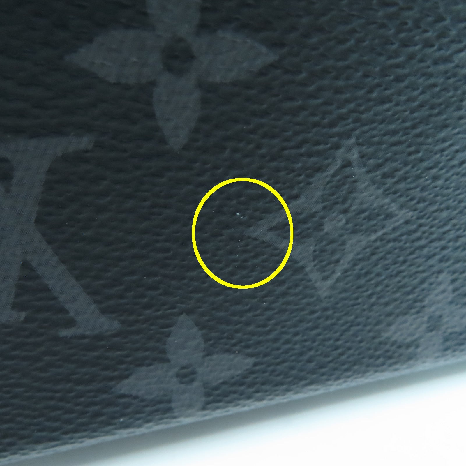 LOUIS VUITTON Monogram District MM銀扣肩背袋黑色