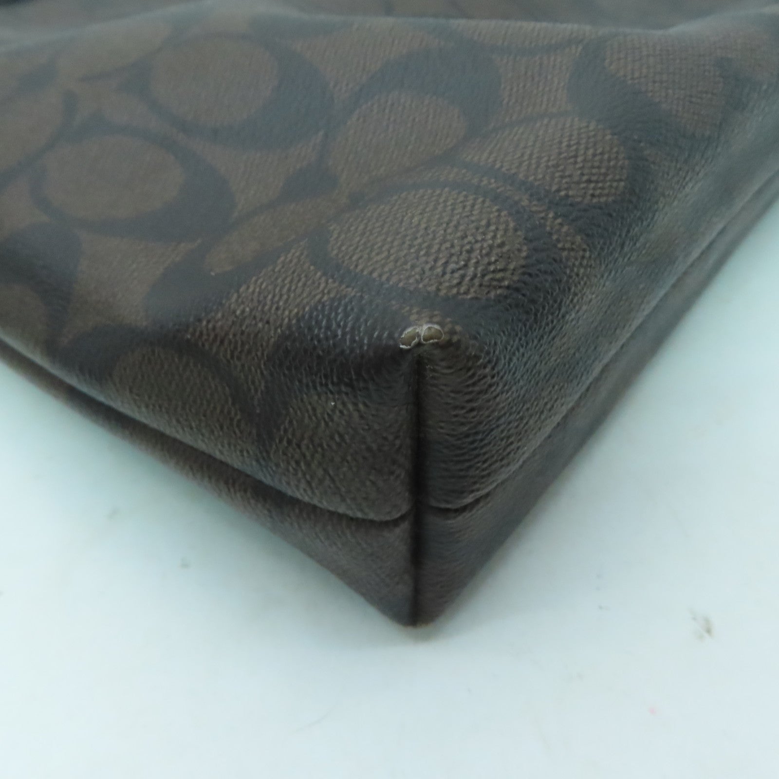 COACH 塗層帆布Signature File Shoulder Bag金扣肩背袋啡色