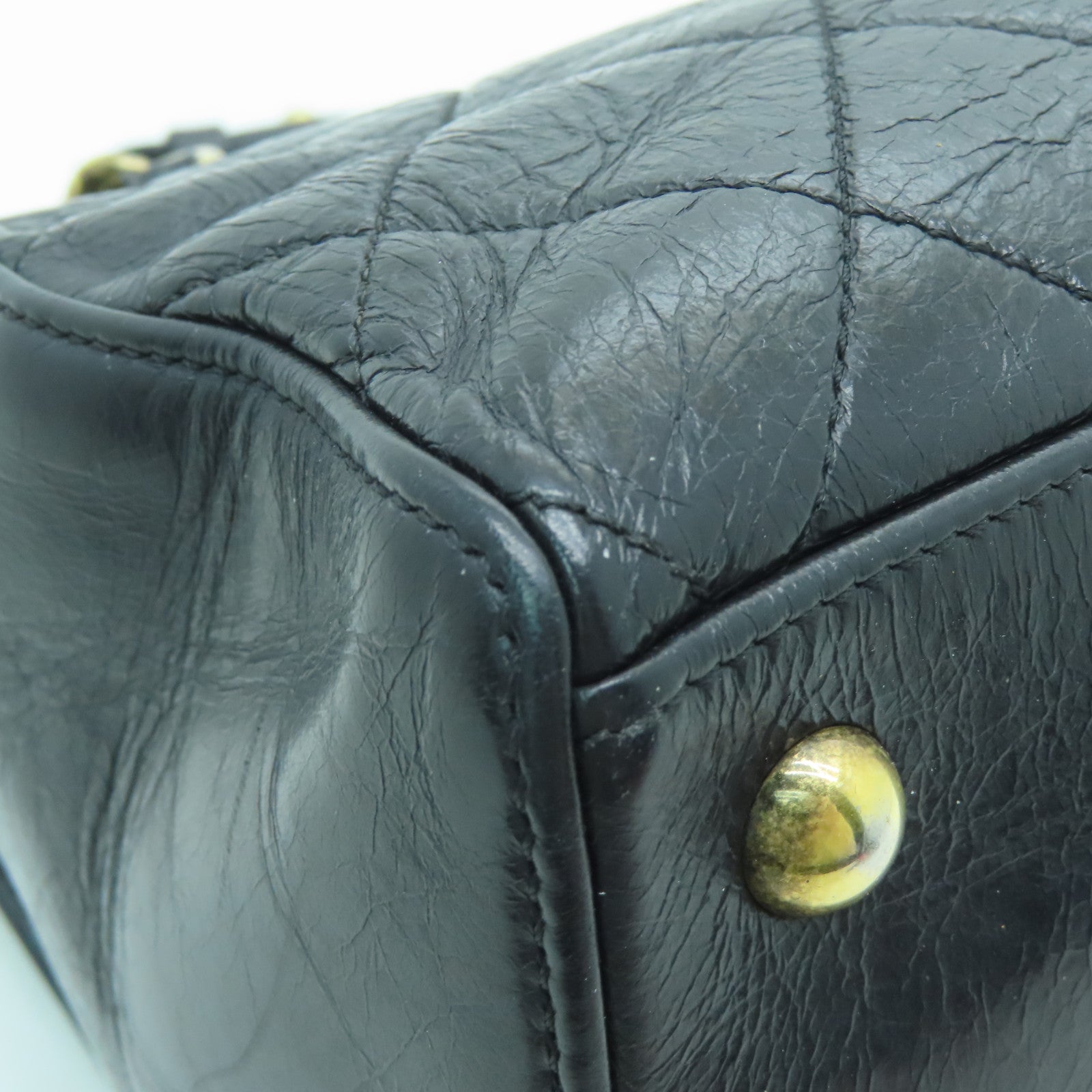 CHANEL 菱格牛皮皮革Chain Shoulder金扣鏈帶肩背袋黑色