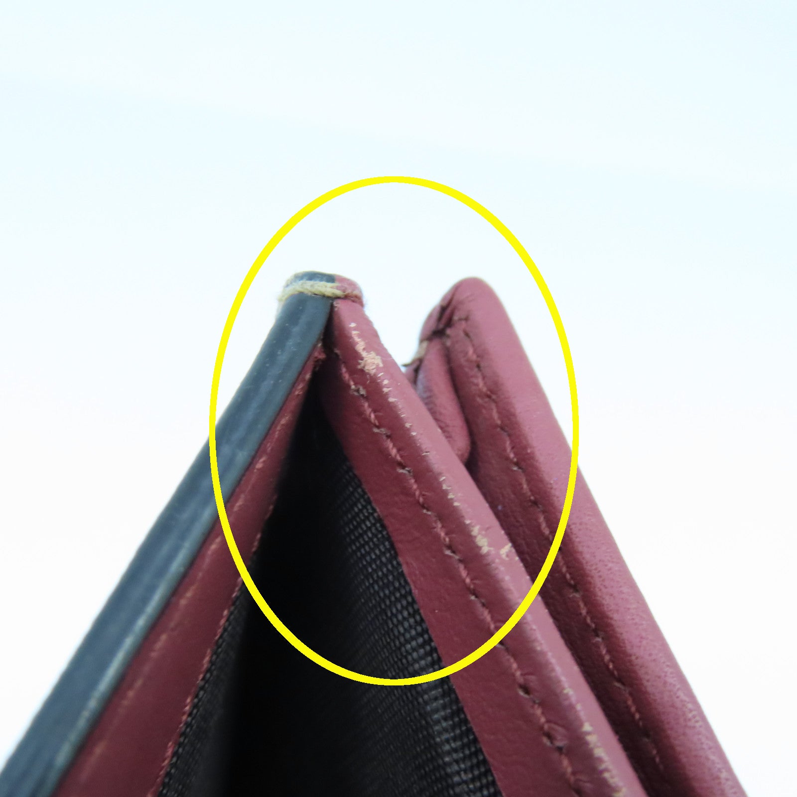 GUCCI 涂层帆布Wallet银扣钱包米色