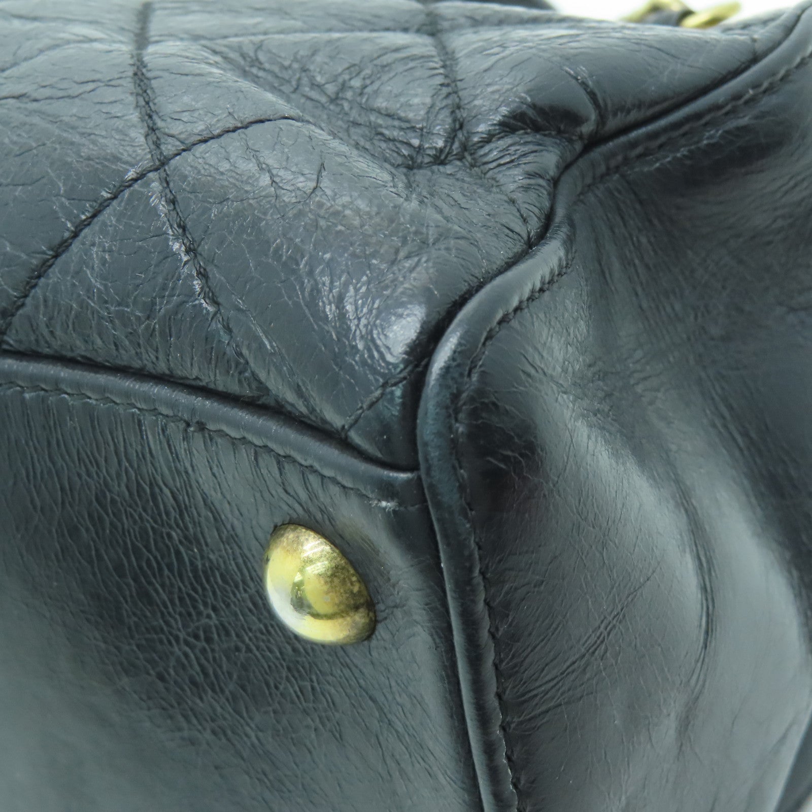 CHANEL 菱格牛皮皮革Chain Shoulder金扣鏈帶肩背袋黑色