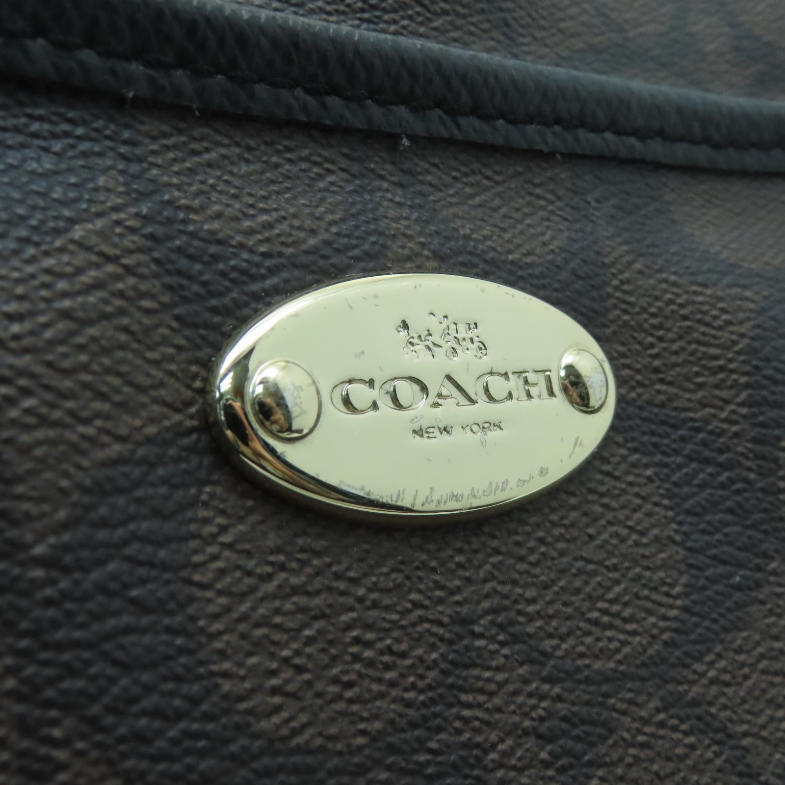 COACH 塗層帆布Signature File Shoulder Bag金扣肩背袋啡色