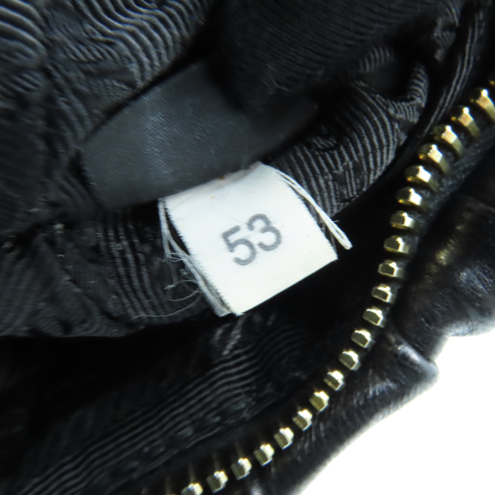 PRADA 牛皮皮革Nappa Gaufre Wristlet金扣手拿包黑色
