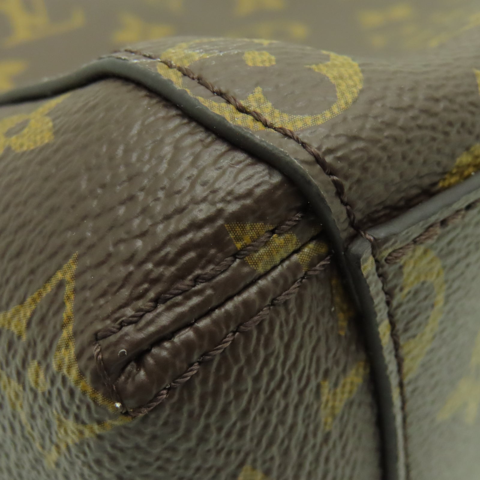 LOUIS VUITTON Monogram Montaigne BB金扣手挽袋棕色